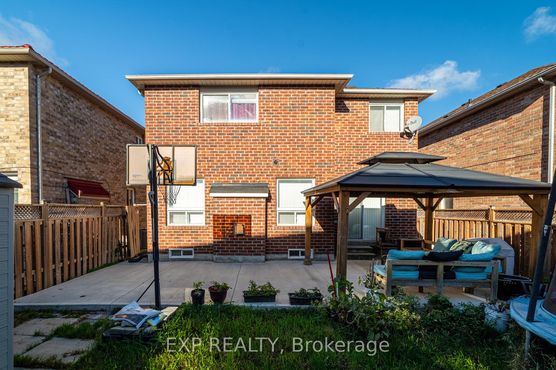 Photo 37 of 69 Schooner Drive, Brampton, Fletcher's Meadow — HOMEH