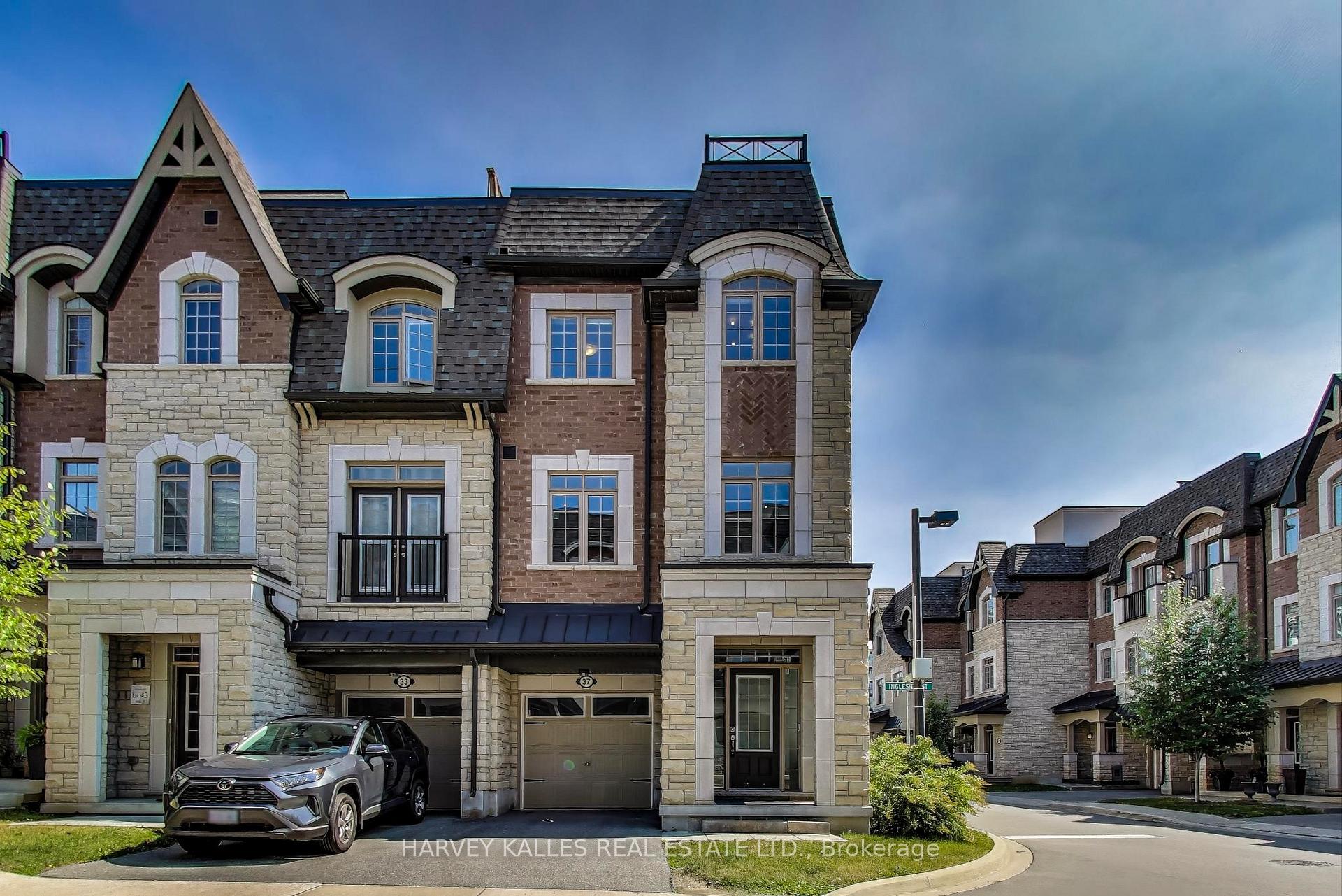 Photo 1 of 37 Ingleside Street, Vaughan, East Woodbridge — HOMEH