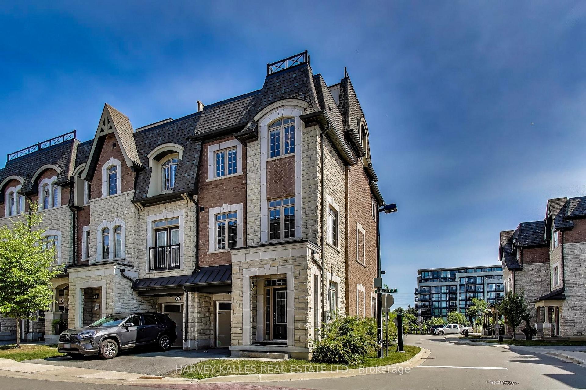 Photo 8 of 37 Ingleside Street, Vaughan, East Woodbridge — HOMEH