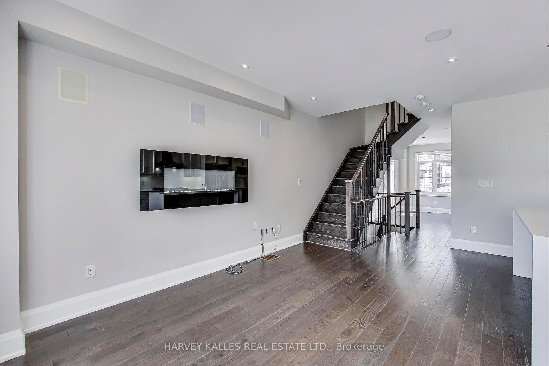 Photo 18 of 37 Ingleside Street, Vaughan, East Woodbridge — HOMEH