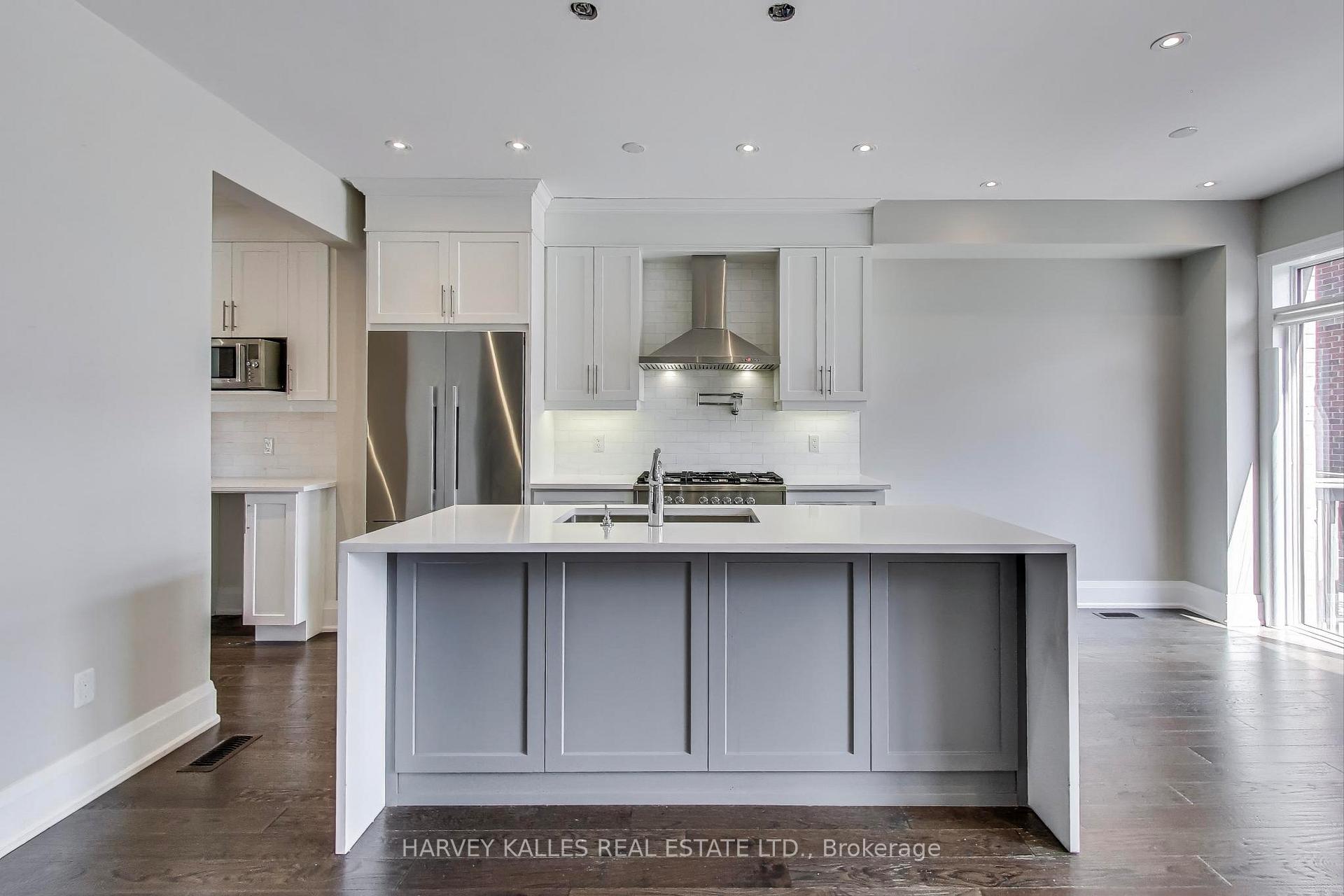 Photo 11 of 37 Ingleside Street, Vaughan, East Woodbridge — HOMEH