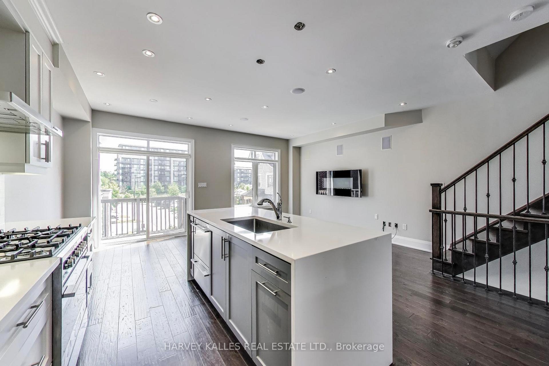 Photo 16 of 37 Ingleside Street, Vaughan, East Woodbridge — HOMEH