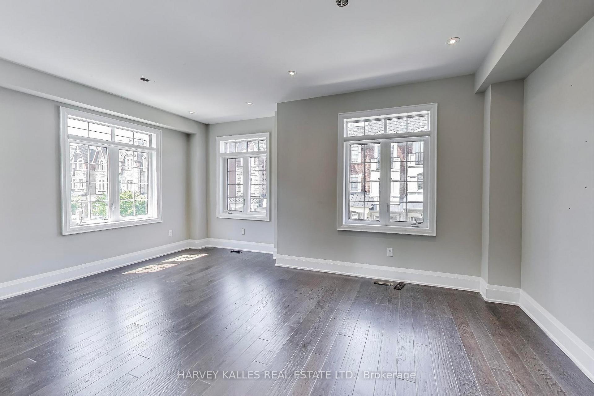Photo 24 of 37 Ingleside Street, Vaughan, East Woodbridge — HOMEH