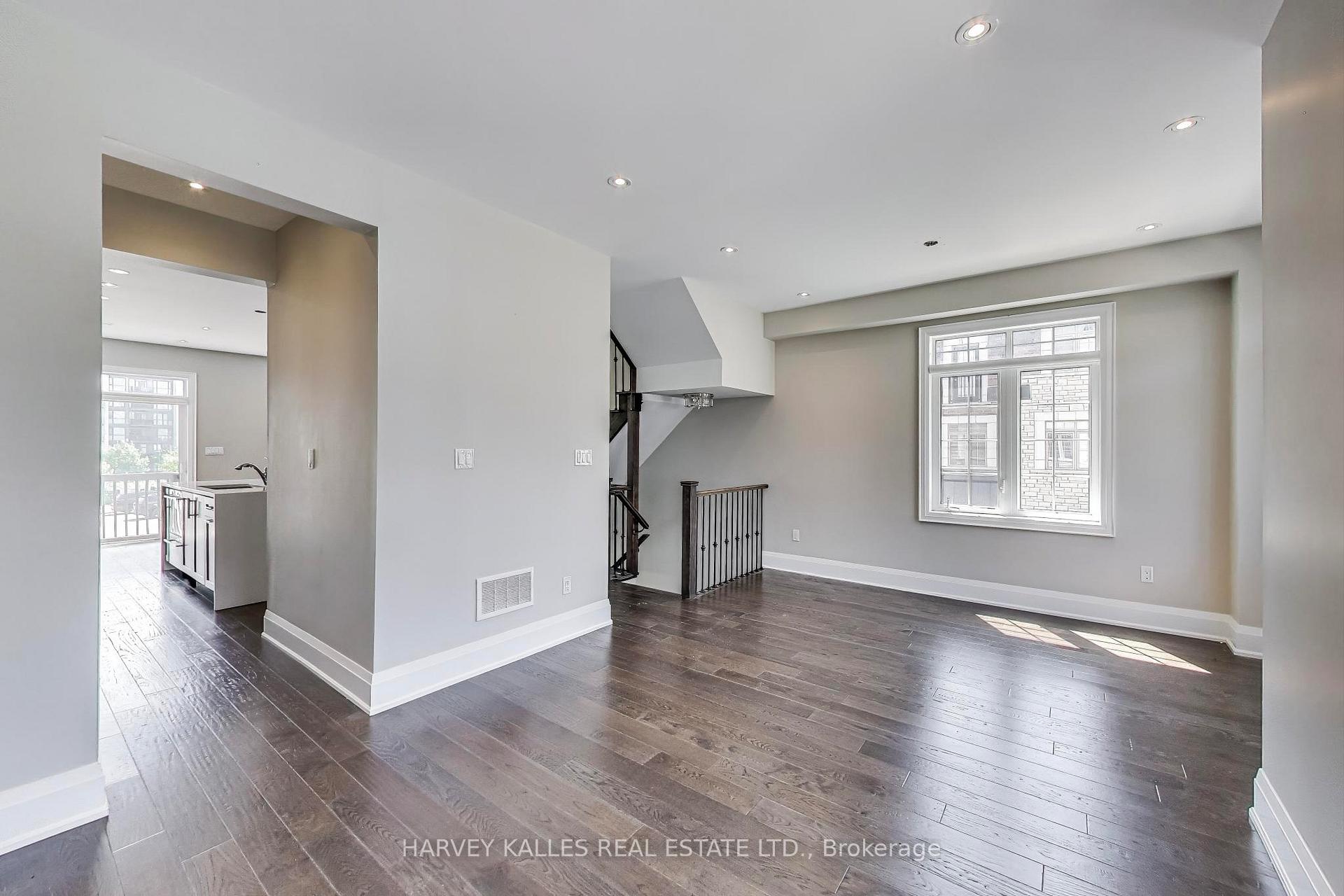Photo 15 of 37 Ingleside Street, Vaughan, East Woodbridge — HOMEH