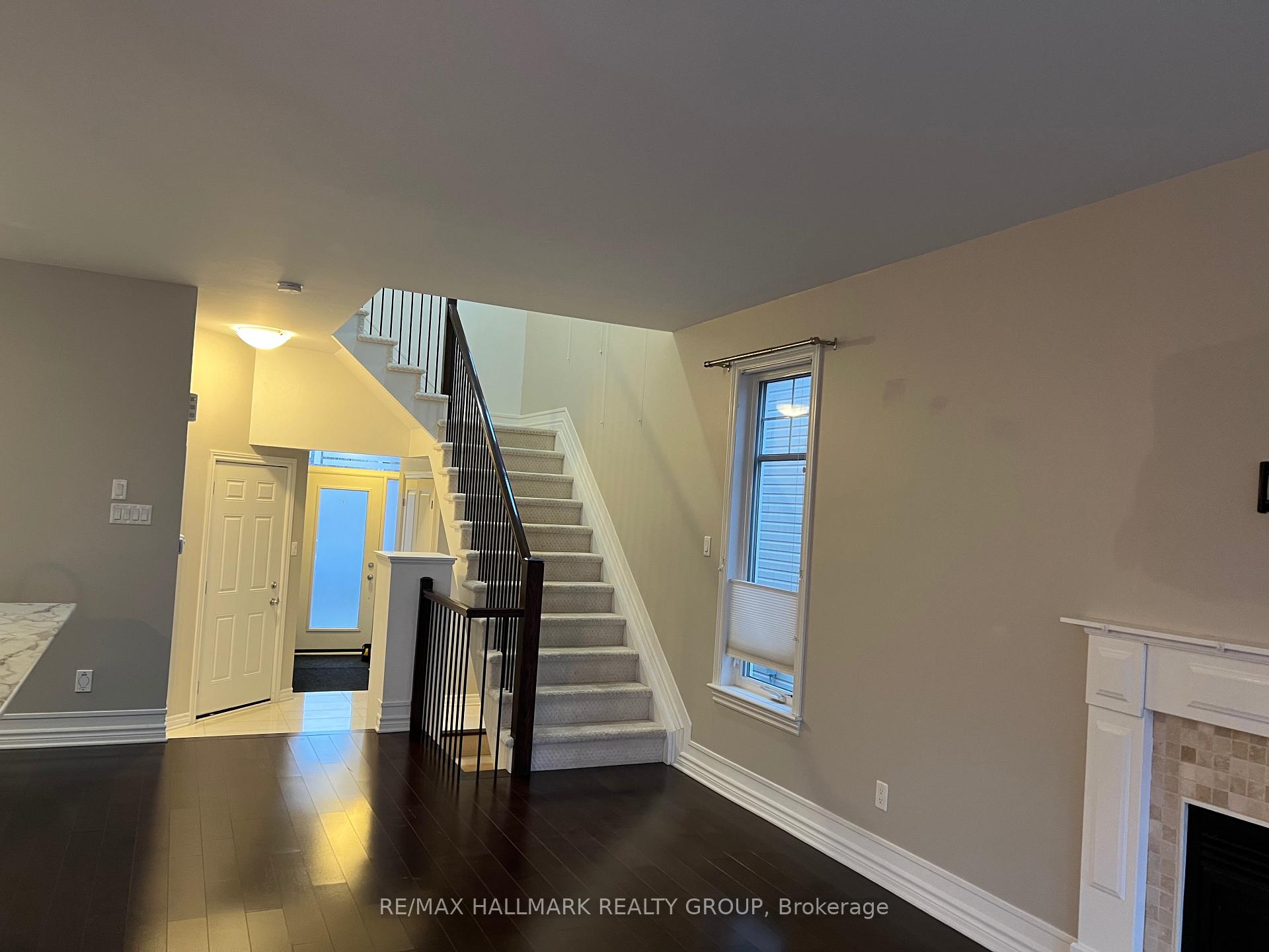 Photo 9 of 2494 Regatta Avenue, Ottawa, Barrhaven - Half Moon Bay — HOMEH