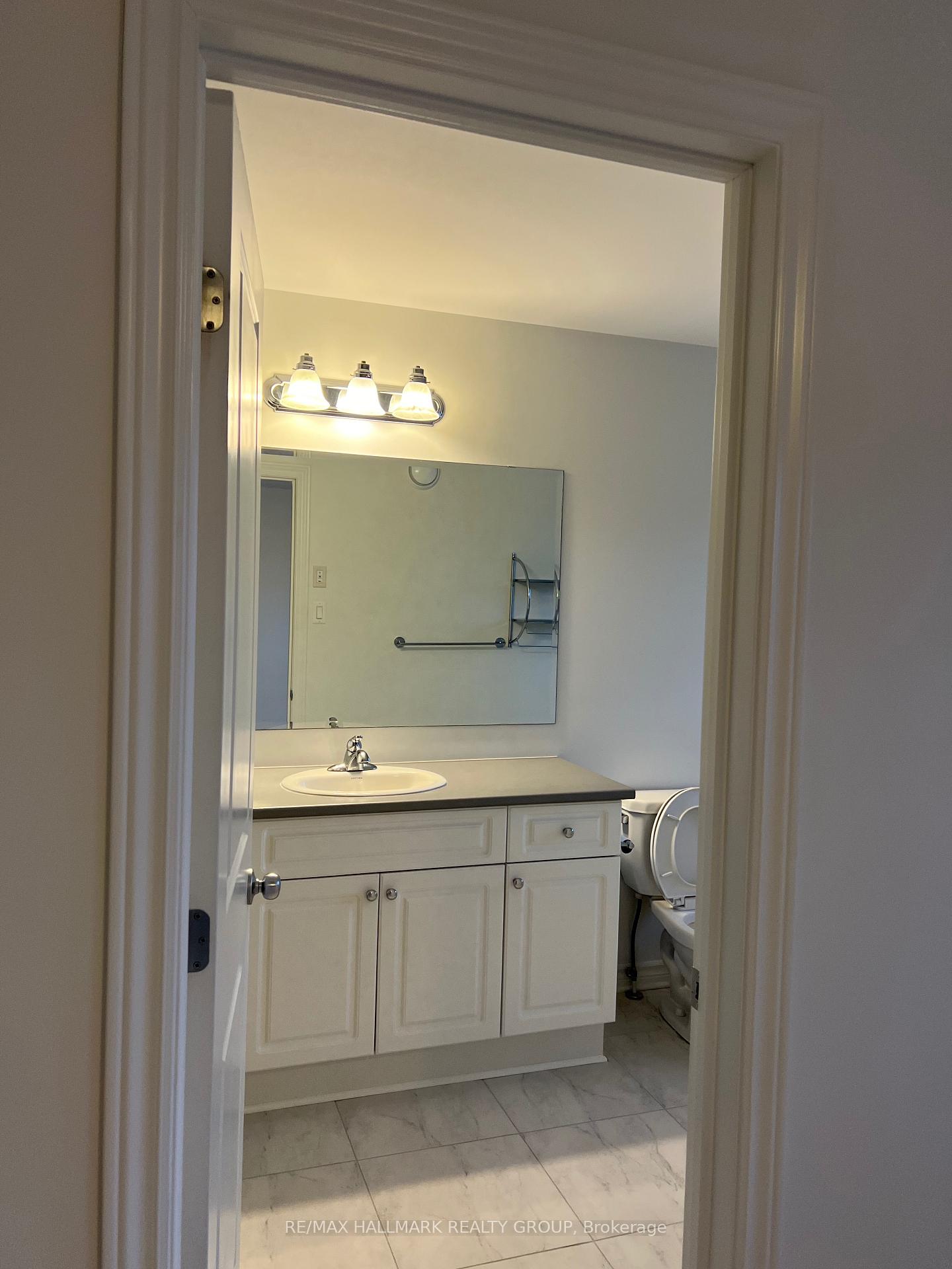 Photo 15 of 2494 Regatta Avenue, Ottawa, Barrhaven - Half Moon Bay — HOMEH