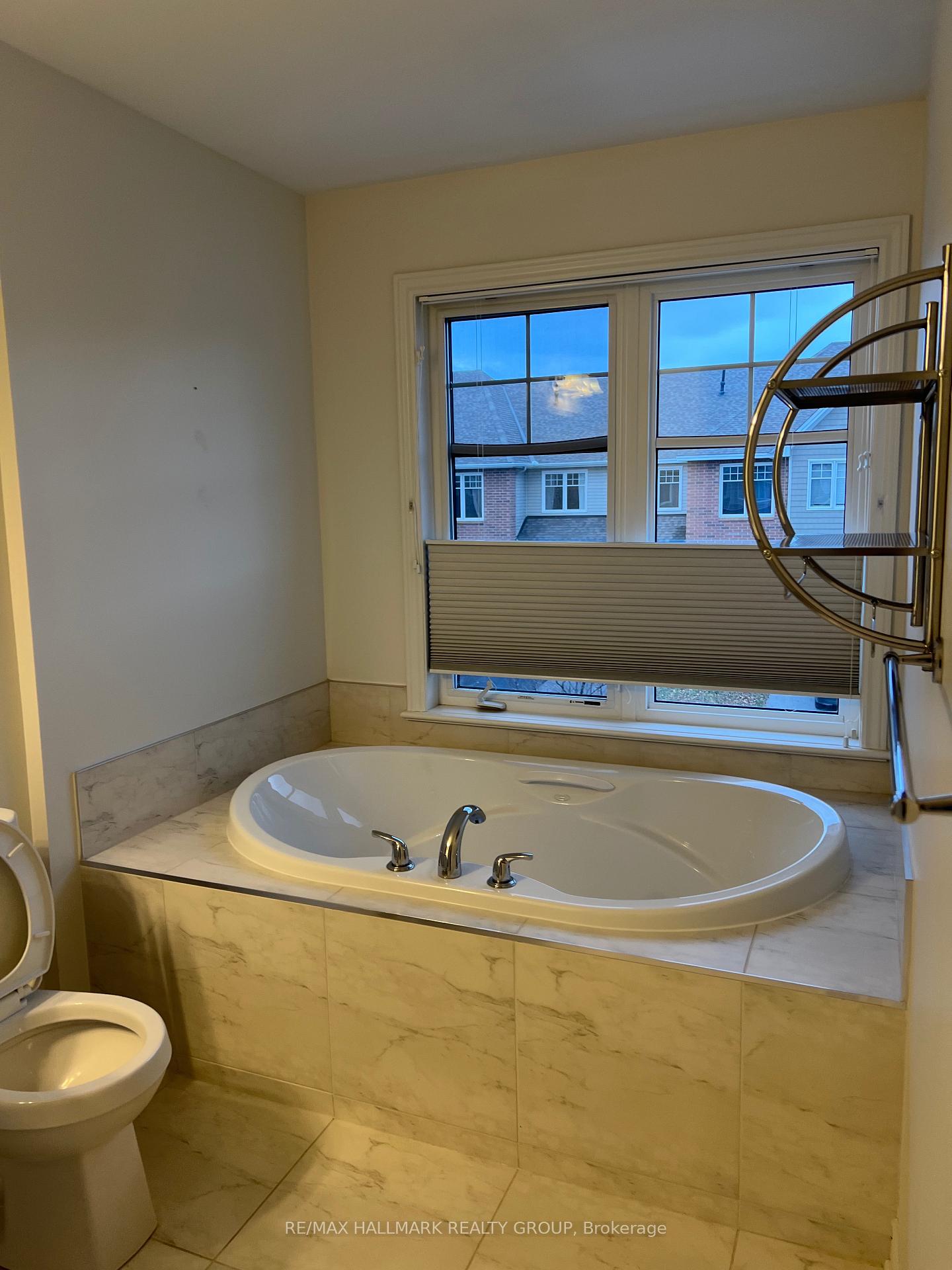 Photo 16 of 2494 Regatta Avenue, Ottawa, Barrhaven - Half Moon Bay — HOMEH