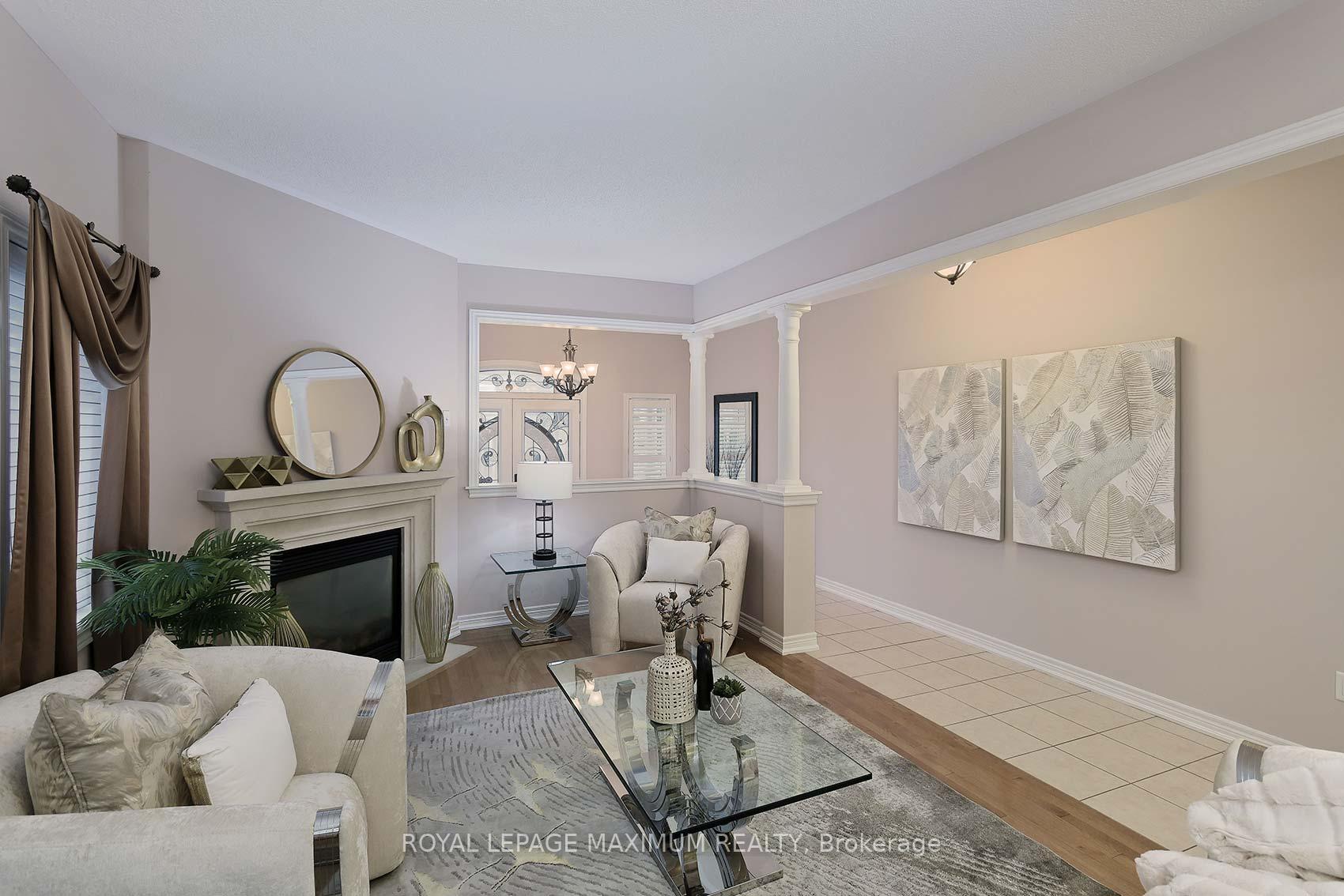 Photo 8 of 212 Ivy Glen Drive, Vaughan, Patterson — HOMEH