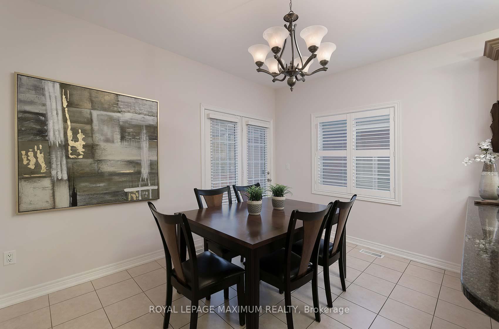 Photo 17 of 212 Ivy Glen Drive, Vaughan, Patterson — HOMEH