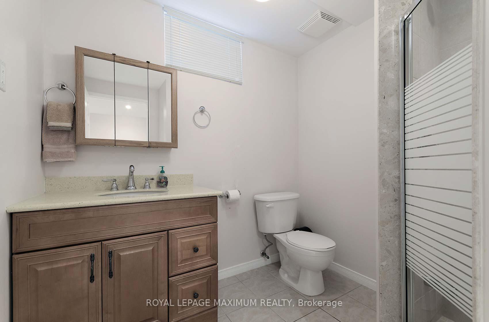 Photo 37 of 212 Ivy Glen Drive, Vaughan, Patterson — HOMEH