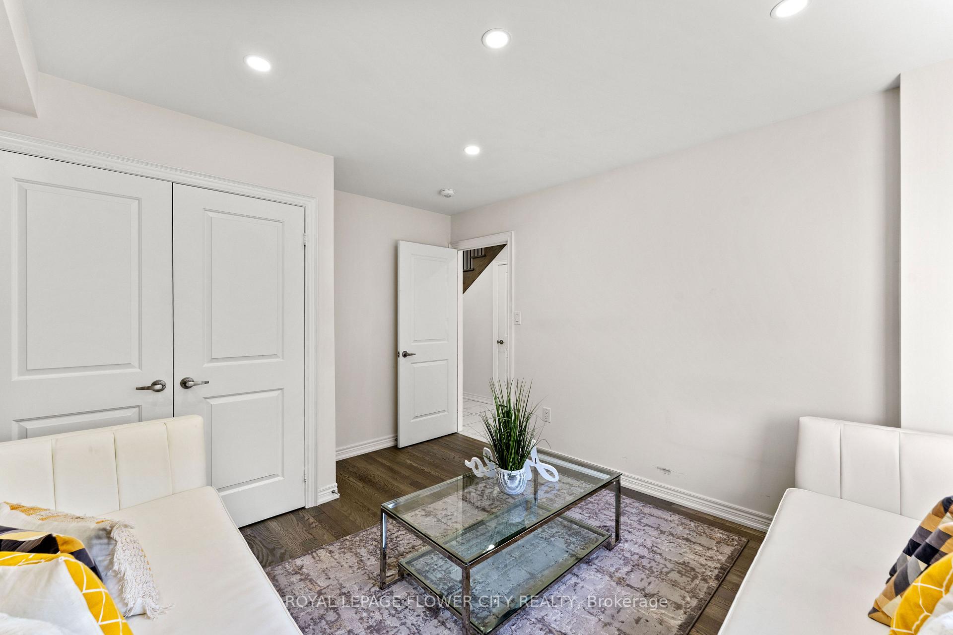 Photo 48 of 38 Queenpost Drive, Brampton, Credit Valley — HOMEH