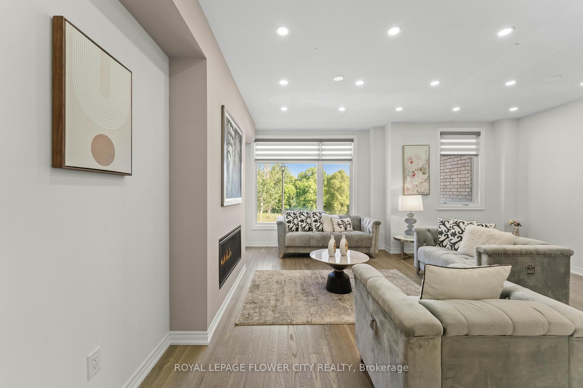 Photo 27 of 38 Queenpost Drive, Brampton, Credit Valley — HOMEH