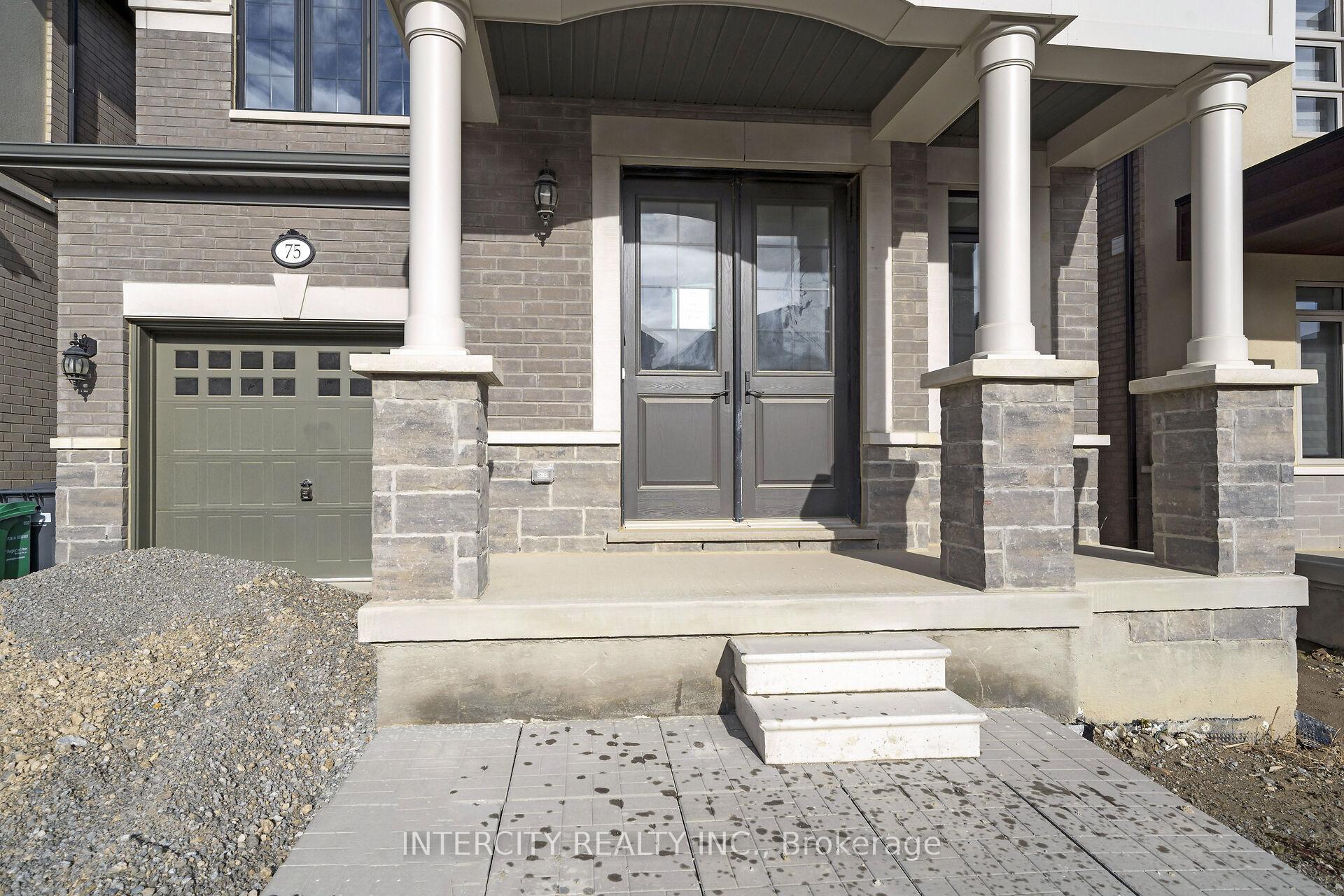 Photo 9 of 75 Claremont Drive, Brampton, Sandringham-Wellington North — HOMEH
