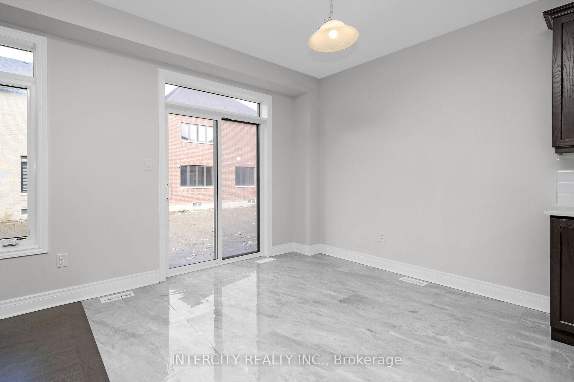 Photo 24 of 75 Claremont Drive, Brampton, Sandringham-Wellington North — HOMEH