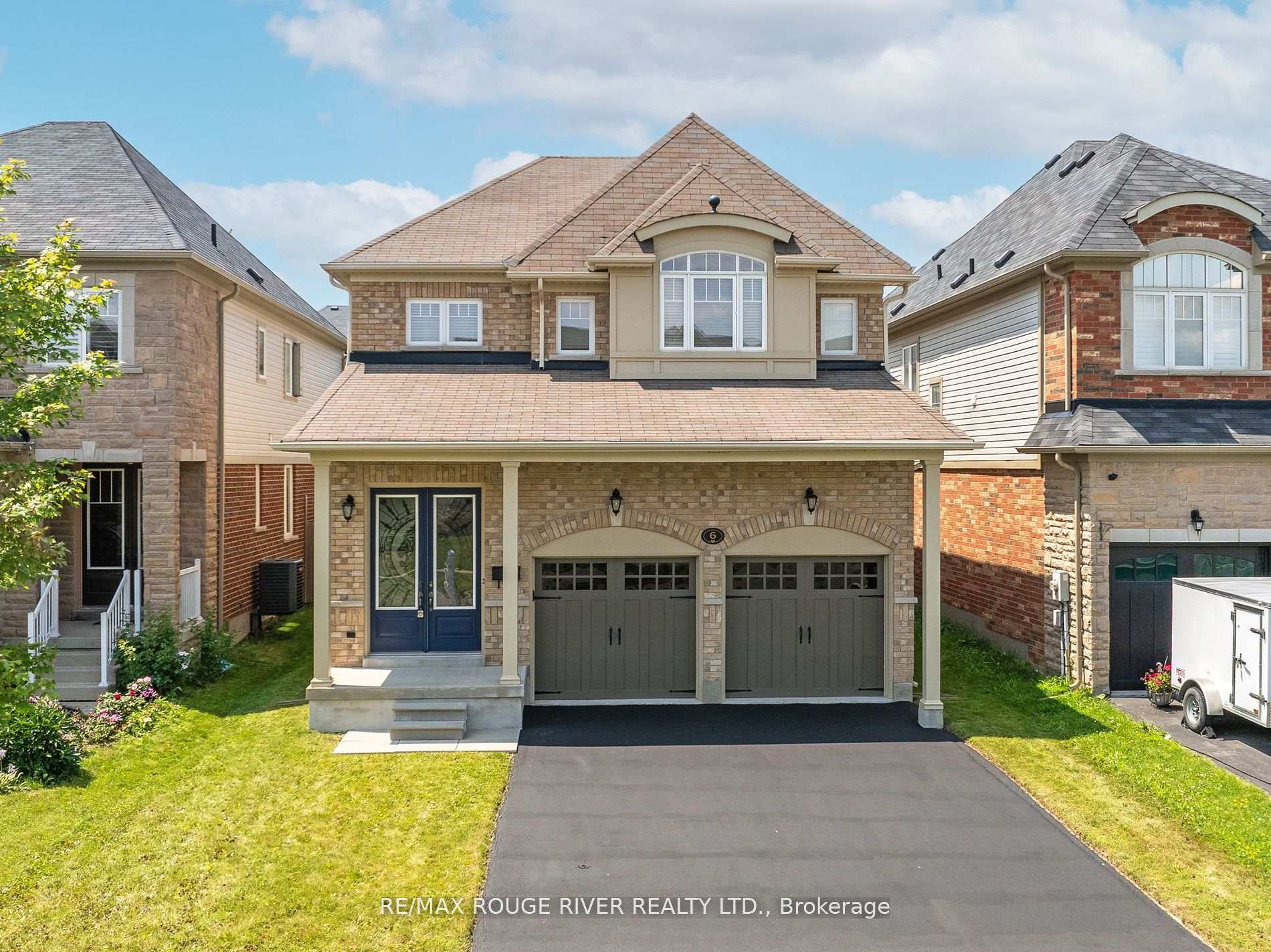 Photo 1 of 6 Buttonshaw Street, Clarington, Bowmanville — HOMEH