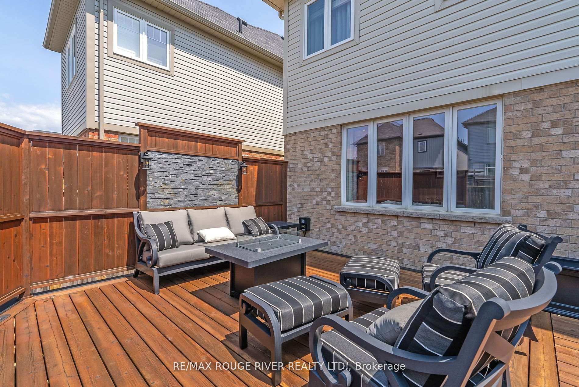 Photo 33 of 6 Buttonshaw Street, Clarington, Bowmanville — HOMEH