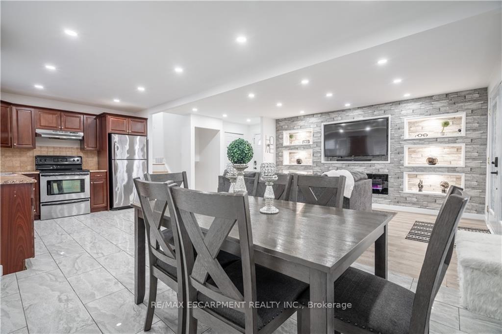 Photo 19 of 100 Boston Crescent, Hamilton, Berrisfield — HOMEH