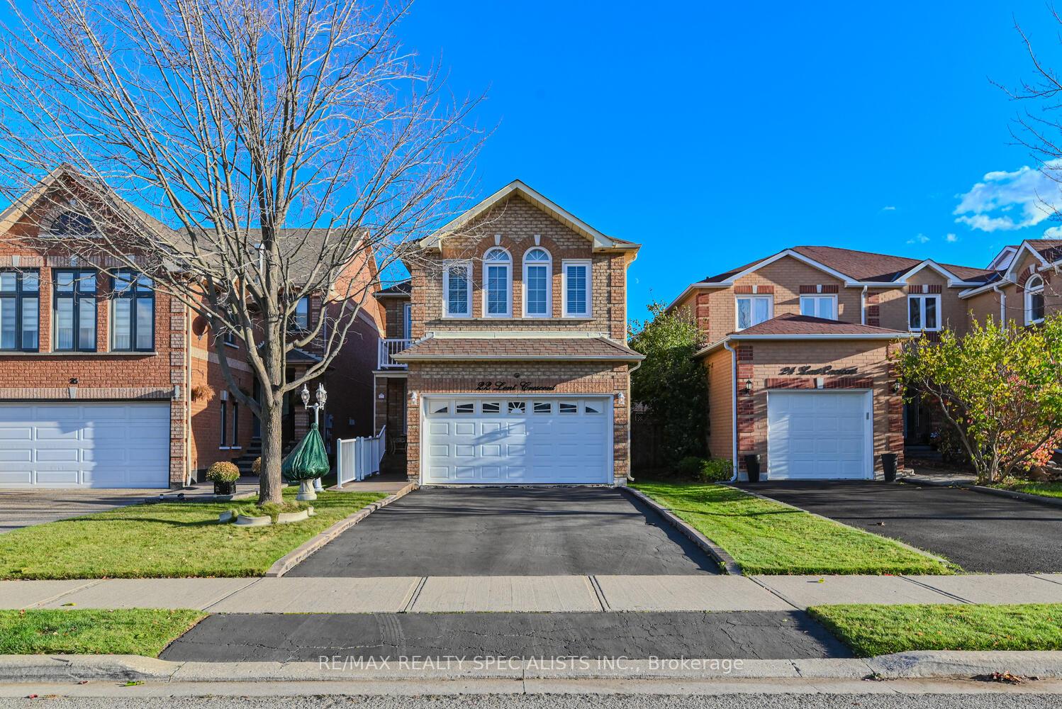 Photo 1 of 22 Lent Crescent, Brampton, Fletcher's West — HOMEH