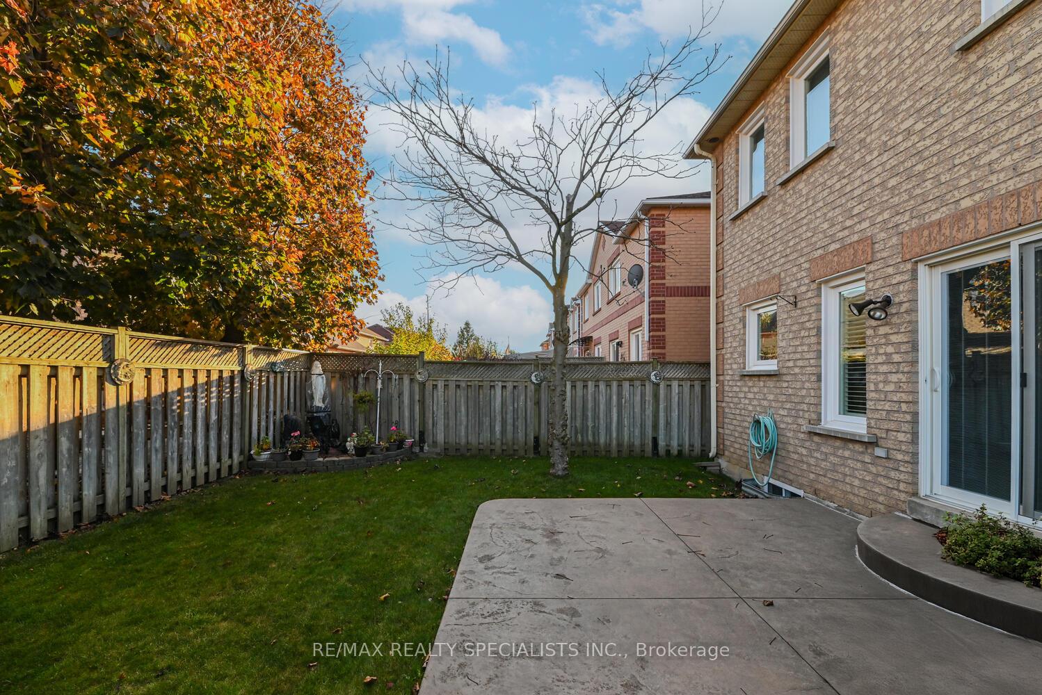 Photo 33 of 22 Lent Crescent, Brampton, Fletcher's West — HOMEH