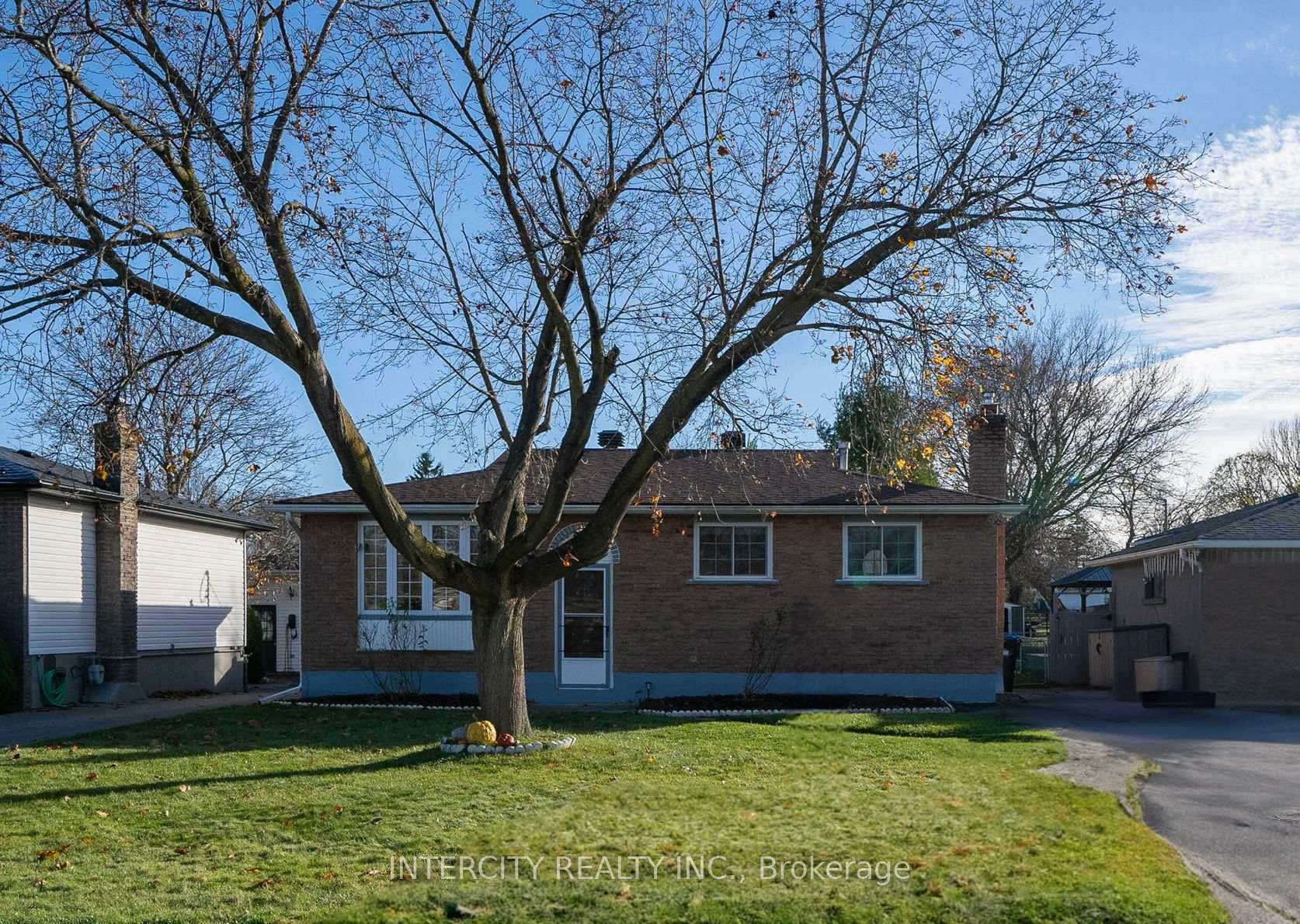 Photo 1 of 65 Alexander Street, New Tecumseth, Tottenham — HOMEH