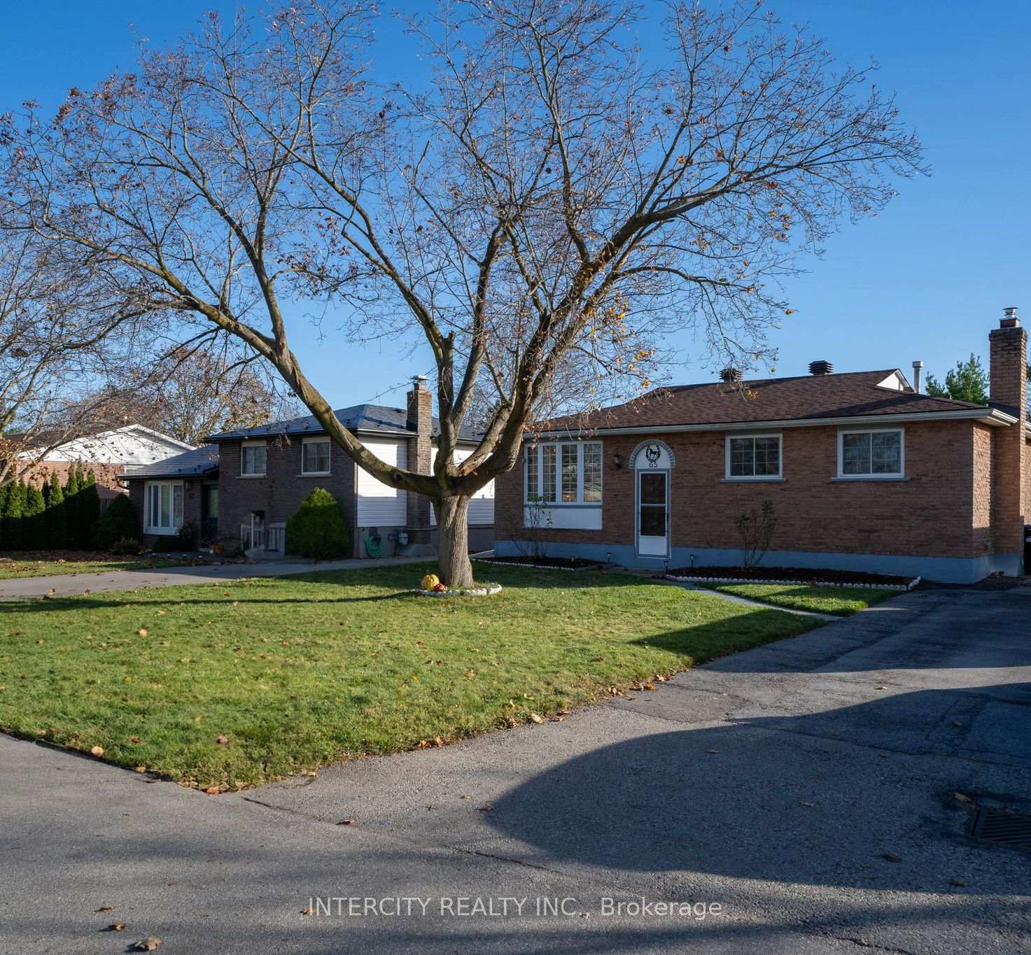 Photo 3 of 65 Alexander Street, New Tecumseth, Tottenham — HOMEH
