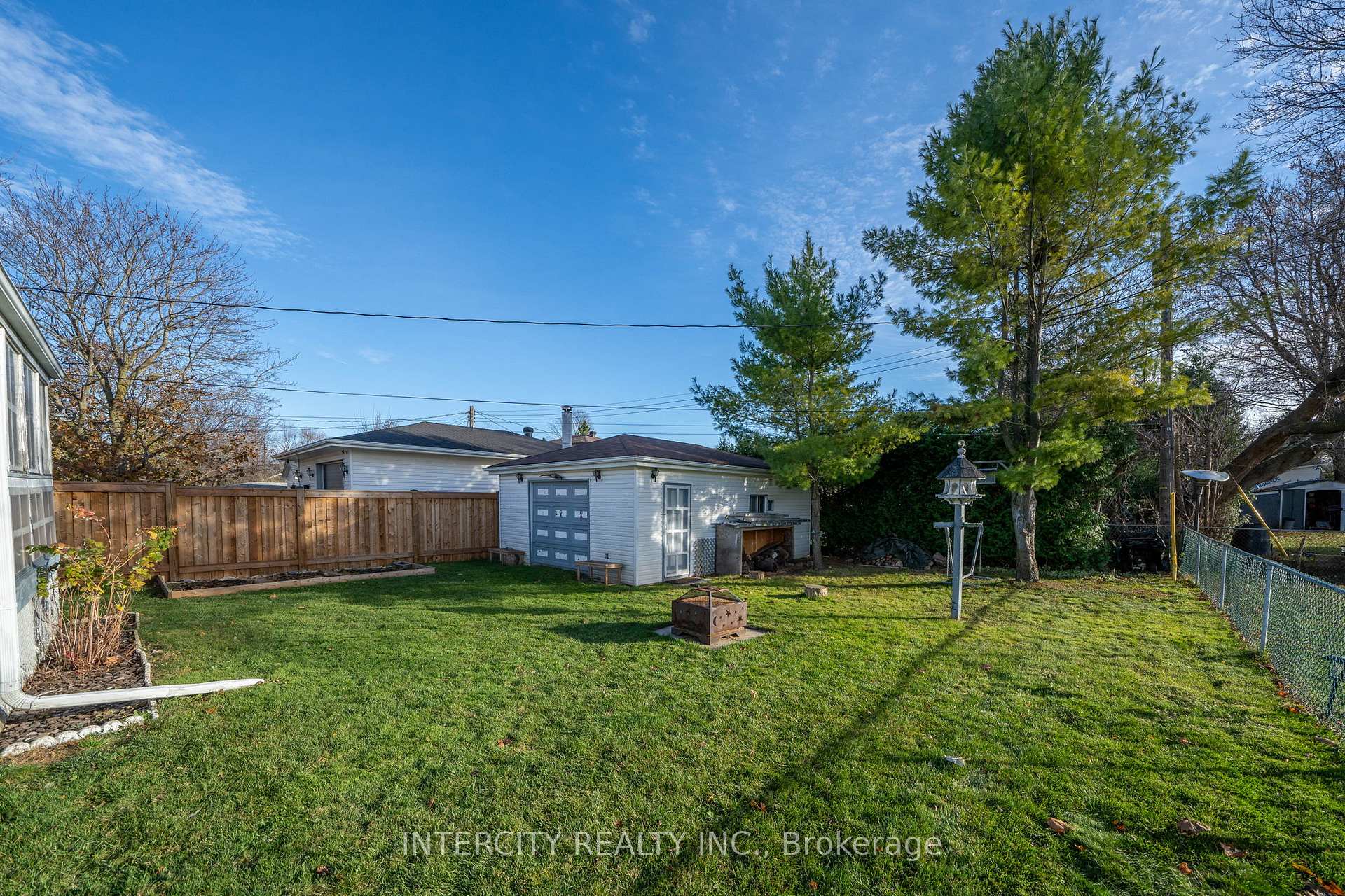 Photo 20 of 65 Alexander Street, New Tecumseth, Tottenham — HOMEH