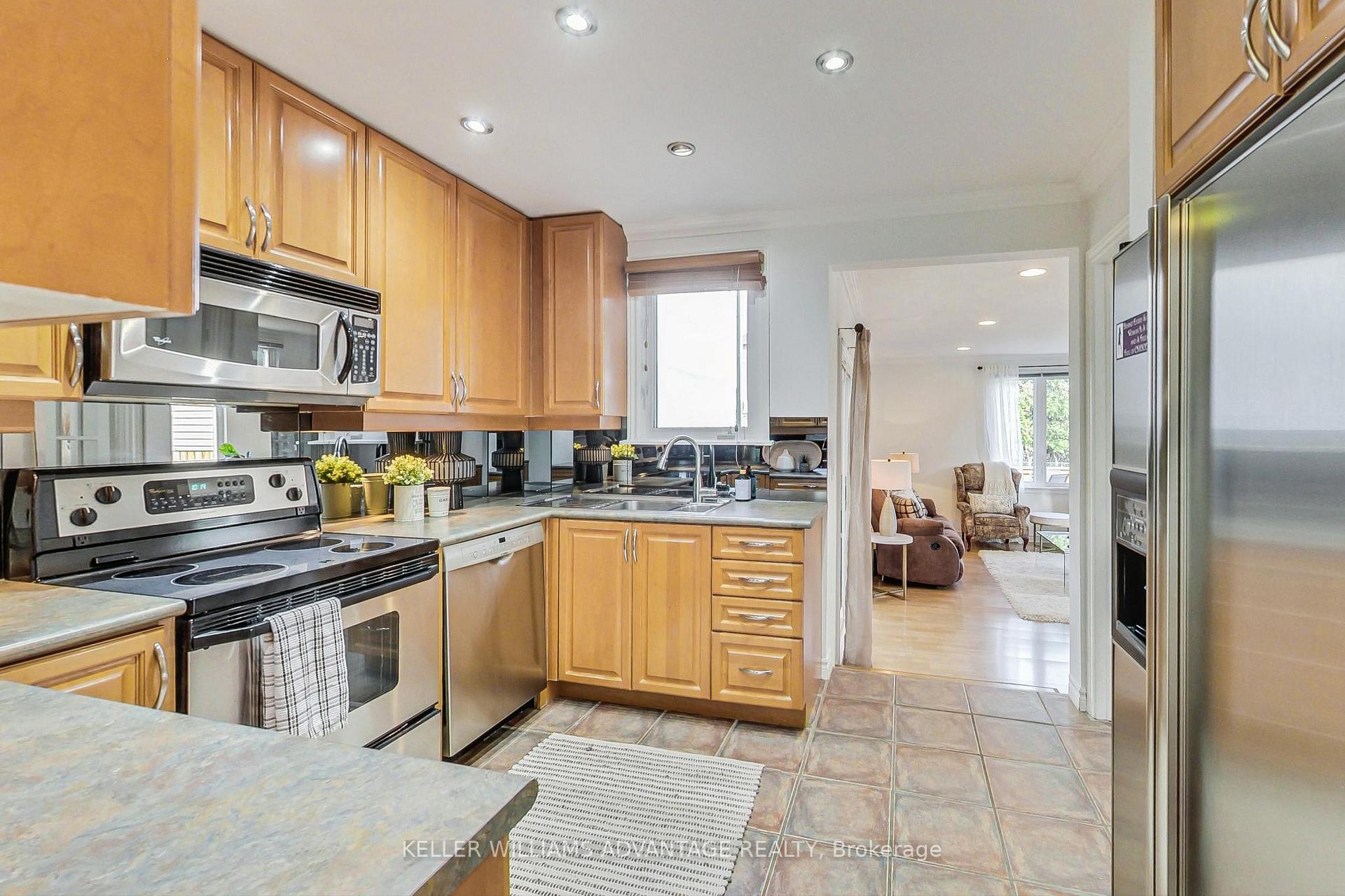 Photo 9 of 106 Yardley Avenue, Toronto, O'Connor-Parkview — HOMEH