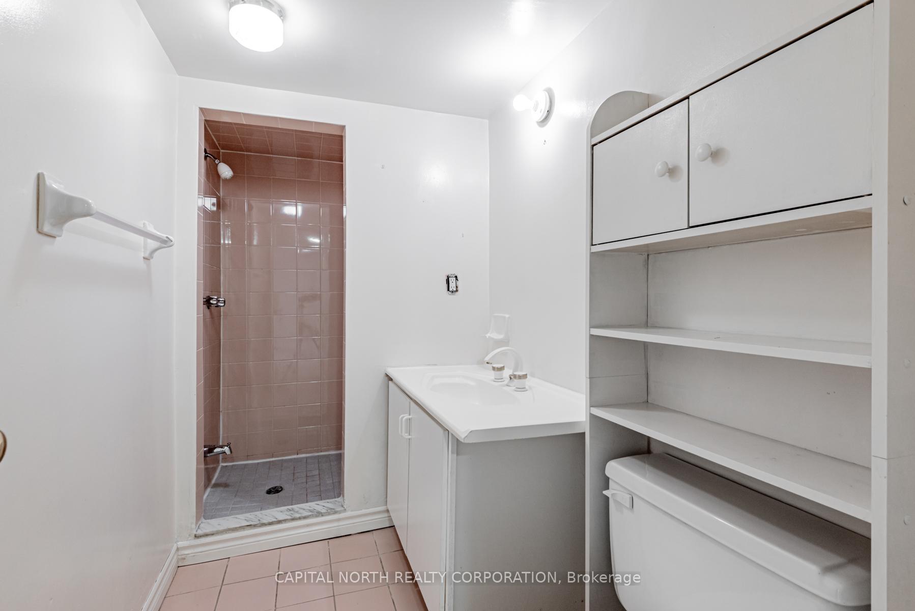 Photo 28 of 154 Ranee Avenue, Toronto, Englemount-Lawrence — HOMEH