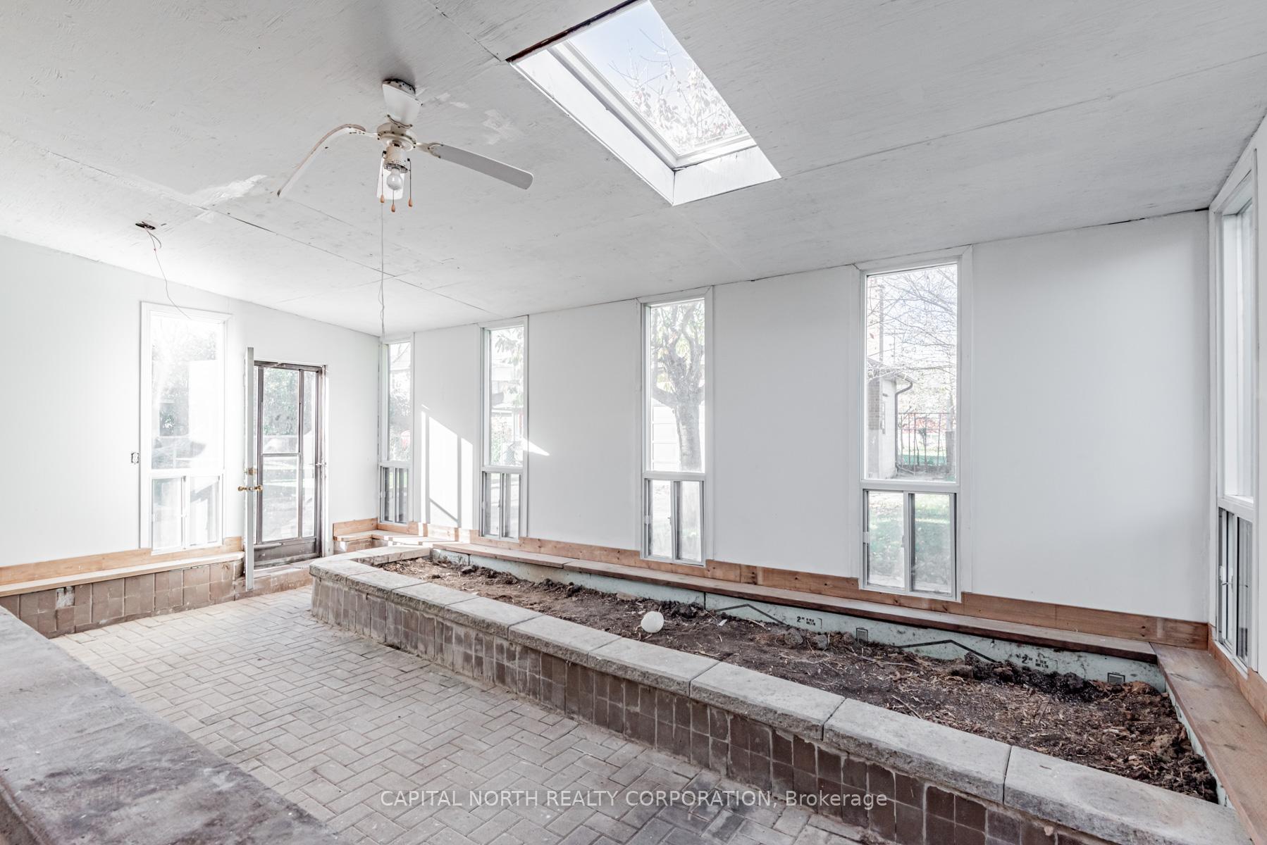 Photo 34 of 154 Ranee Avenue, Toronto, Englemount-Lawrence — HOMEH
