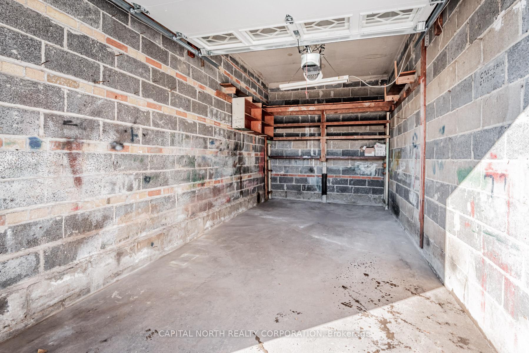 Photo 30 of 154 Ranee Avenue, Toronto, Englemount-Lawrence — HOMEH