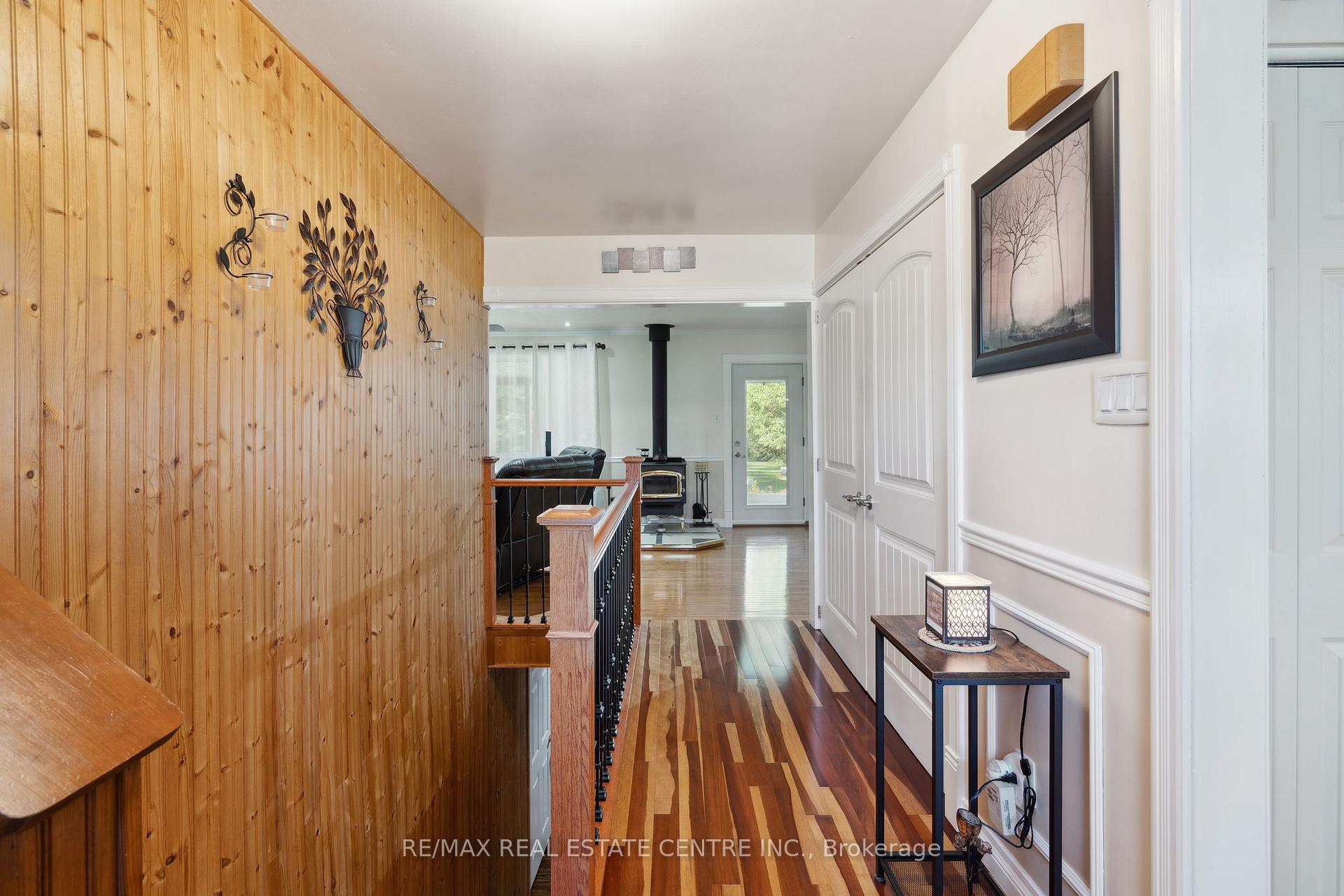 Photo 5 of 71 Richmond Street, Caledon, Mono Mills — HOMEH