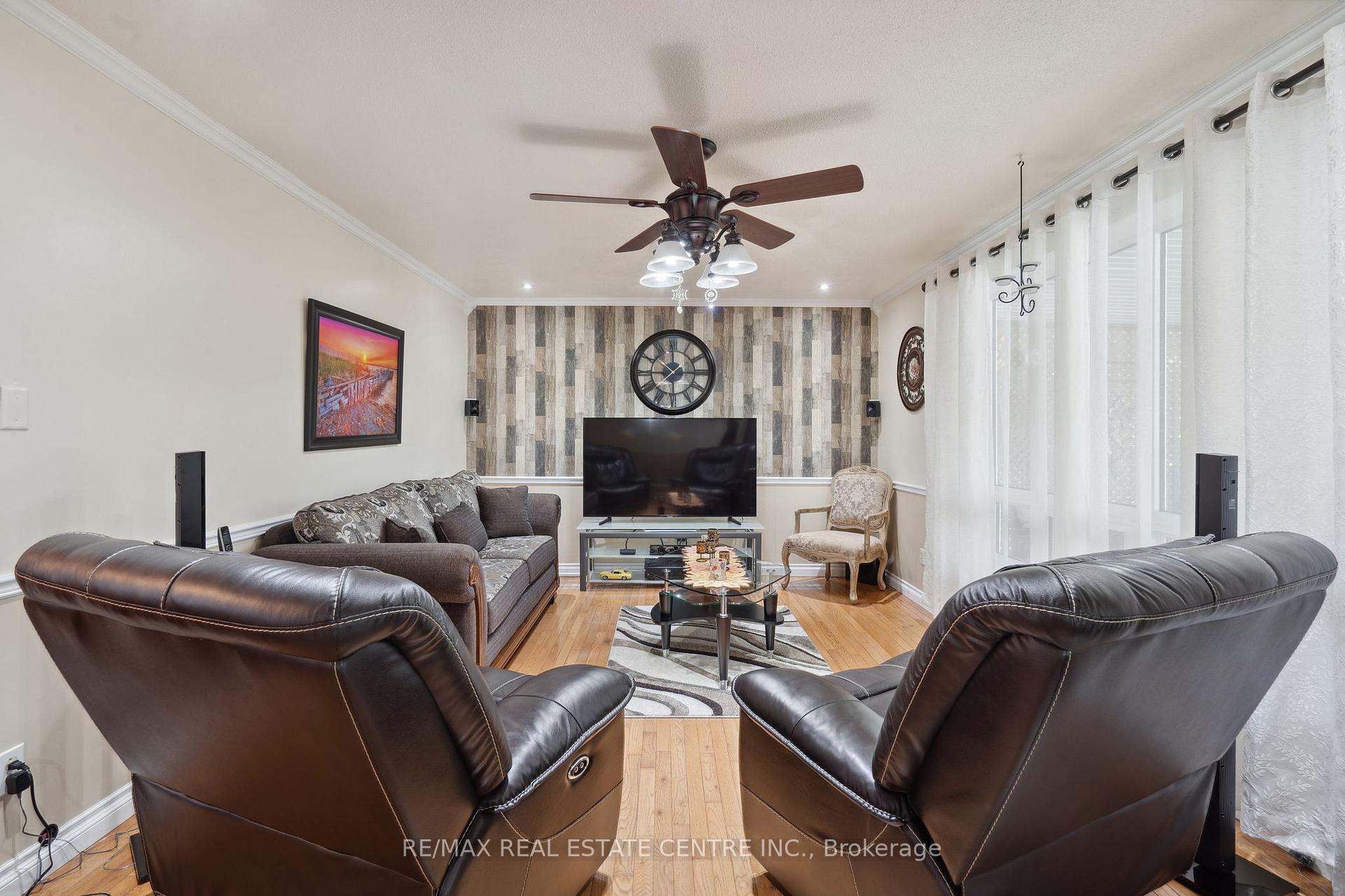 Photo 8 of 71 Richmond Street, Caledon, Mono Mills — HOMEH