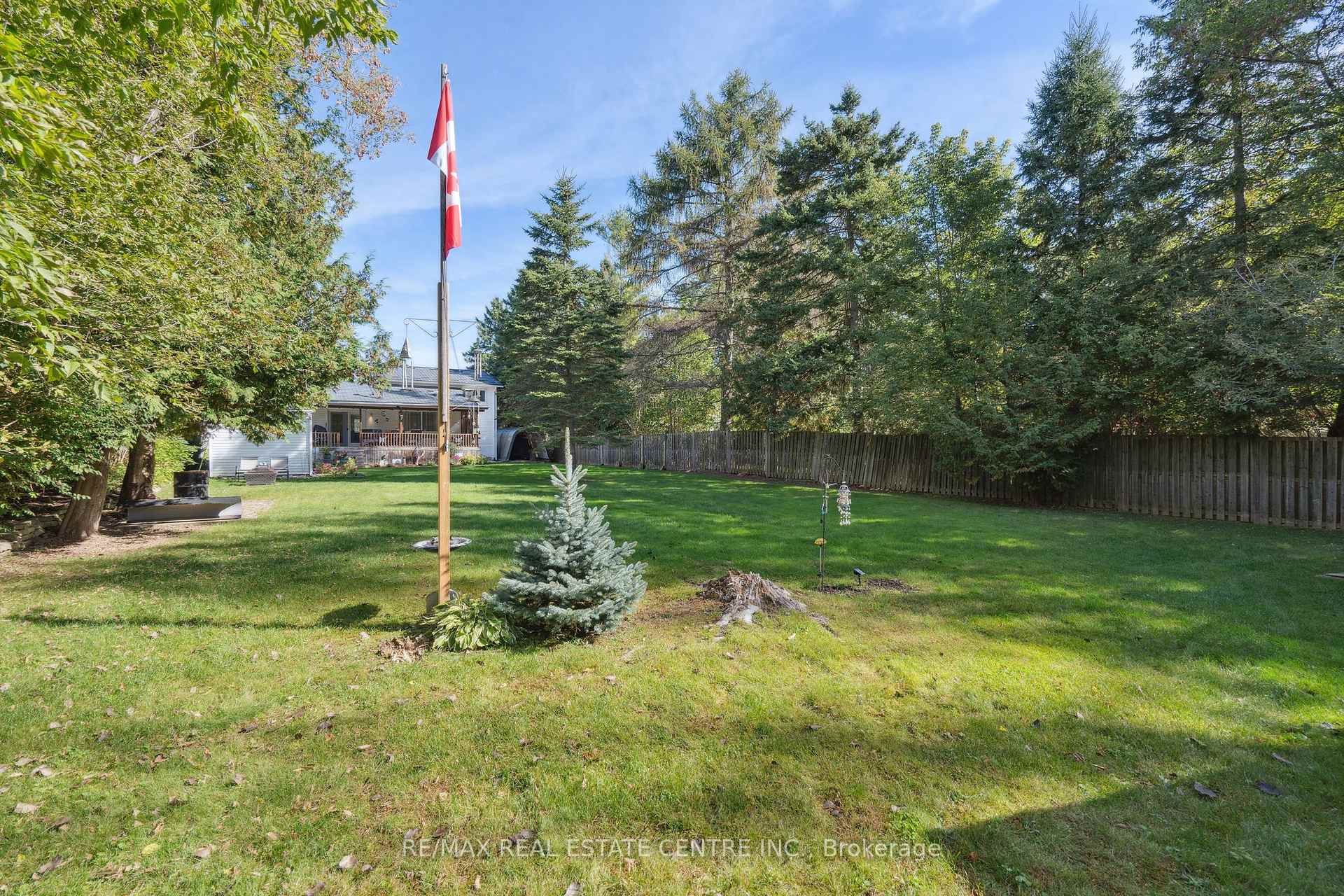 Photo 27 of 71 Richmond Street, Caledon, Mono Mills — HOMEH