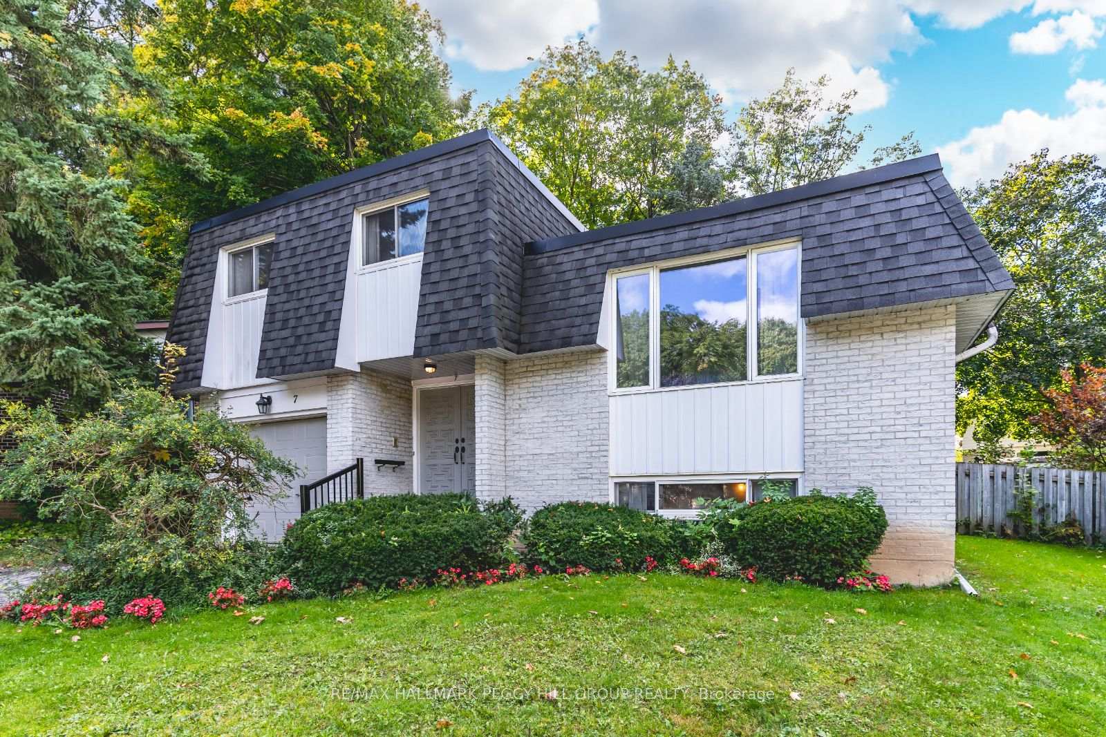 Photo 1 of 7 Aldergrove Circle, Barrie, Cundles East — HOMEH
