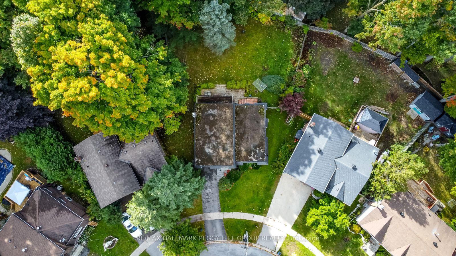 Photo 25 of 7 Aldergrove Circle, Barrie, Cundles East — HOMEH