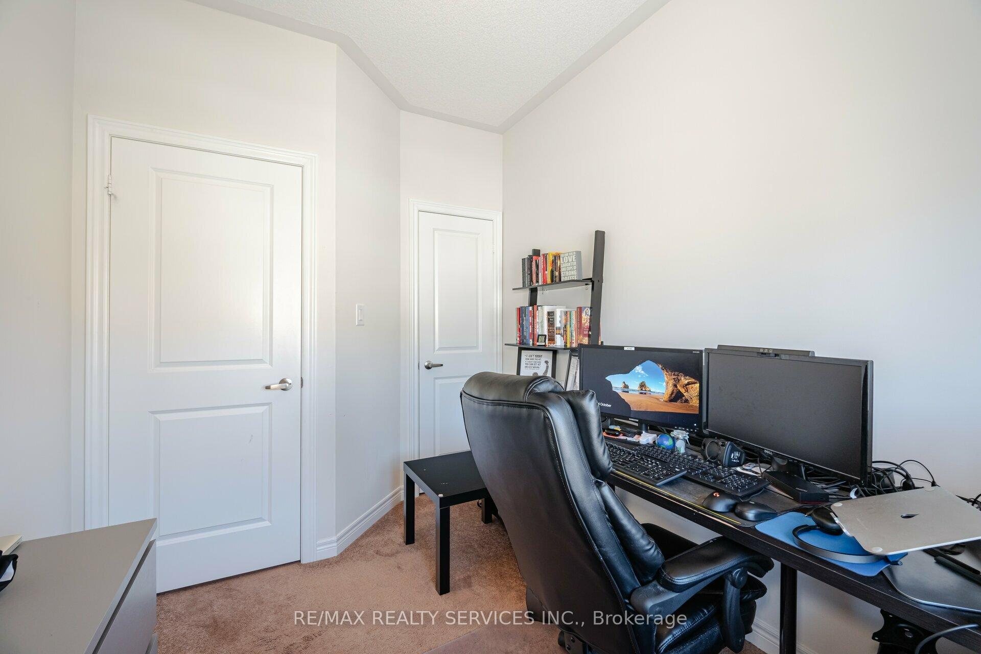 Photo 30 of 8 Haymarket Drive, Brampton, Northwest Brampton — HOMEH
