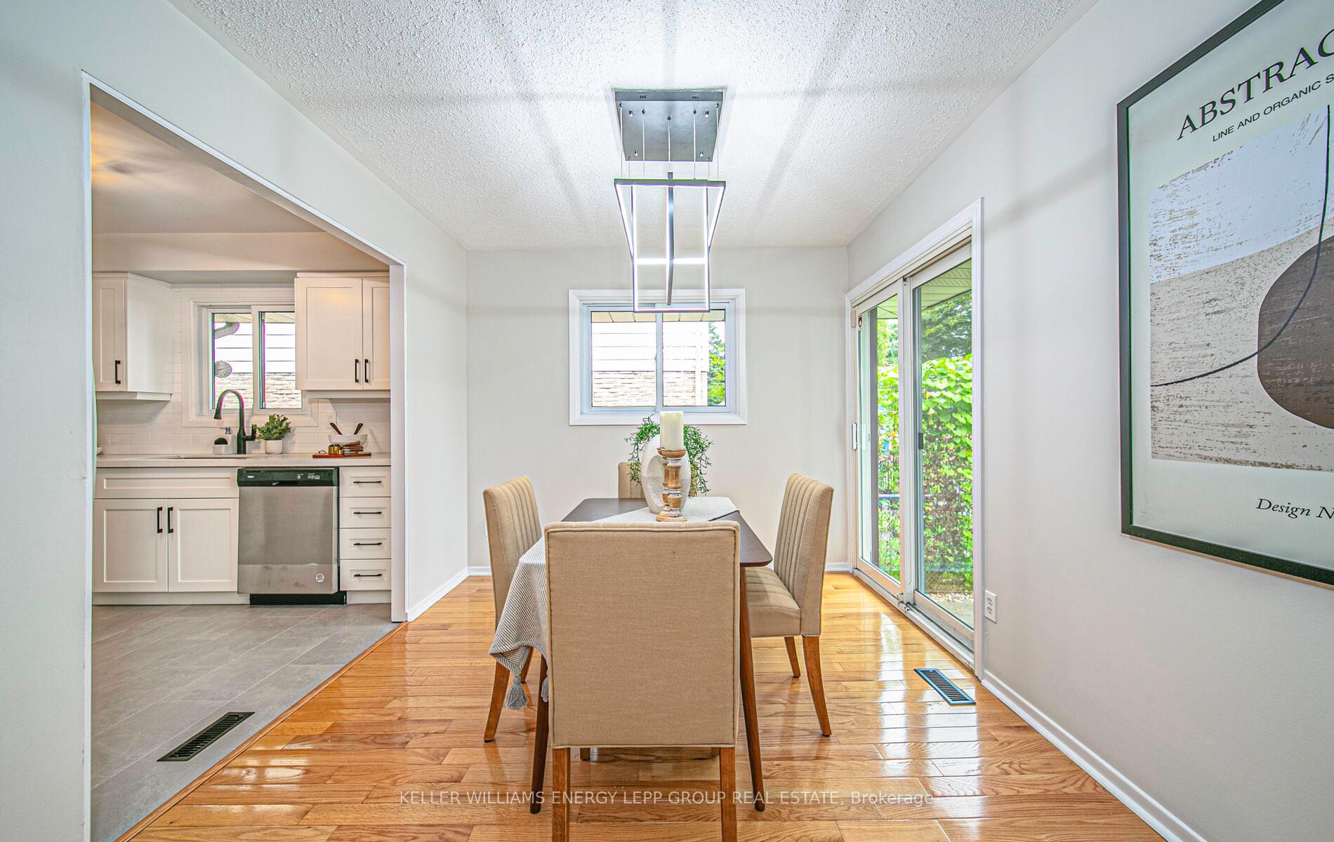 Photo 7 of 29 Michael Boulevard, Whitby, Lynde Creek — HOMEH