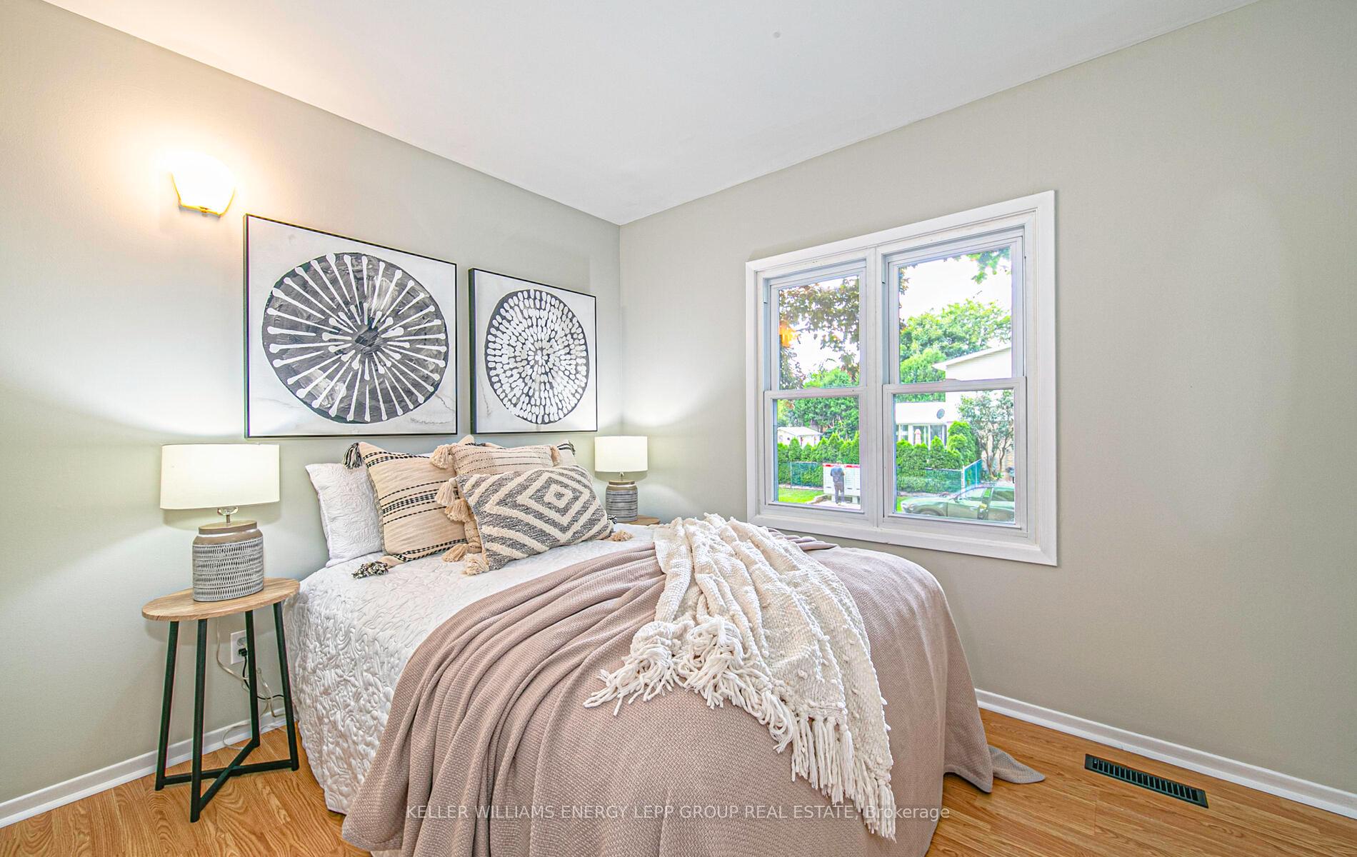 Photo 16 of 29 Michael Boulevard, Whitby, Lynde Creek — HOMEH