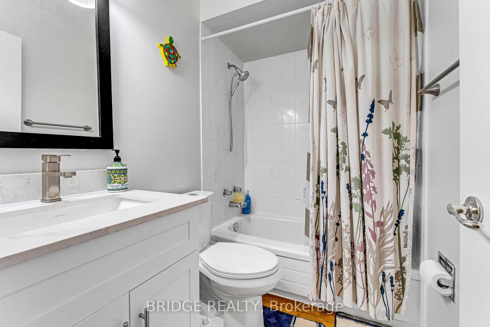 Photo 29 of 61 D'Aubigny Road W, Brantford, West Brant — HOMEH