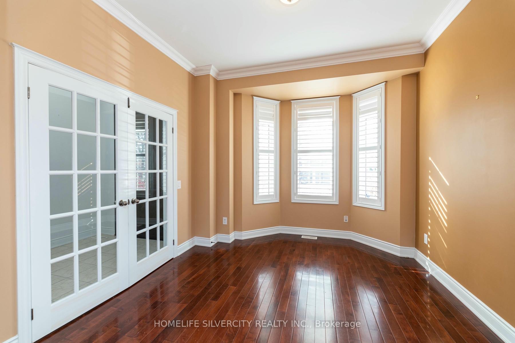 Photo 6 of 46 Eaglesprings Crescent, Brampton, Bram East — HOMEH