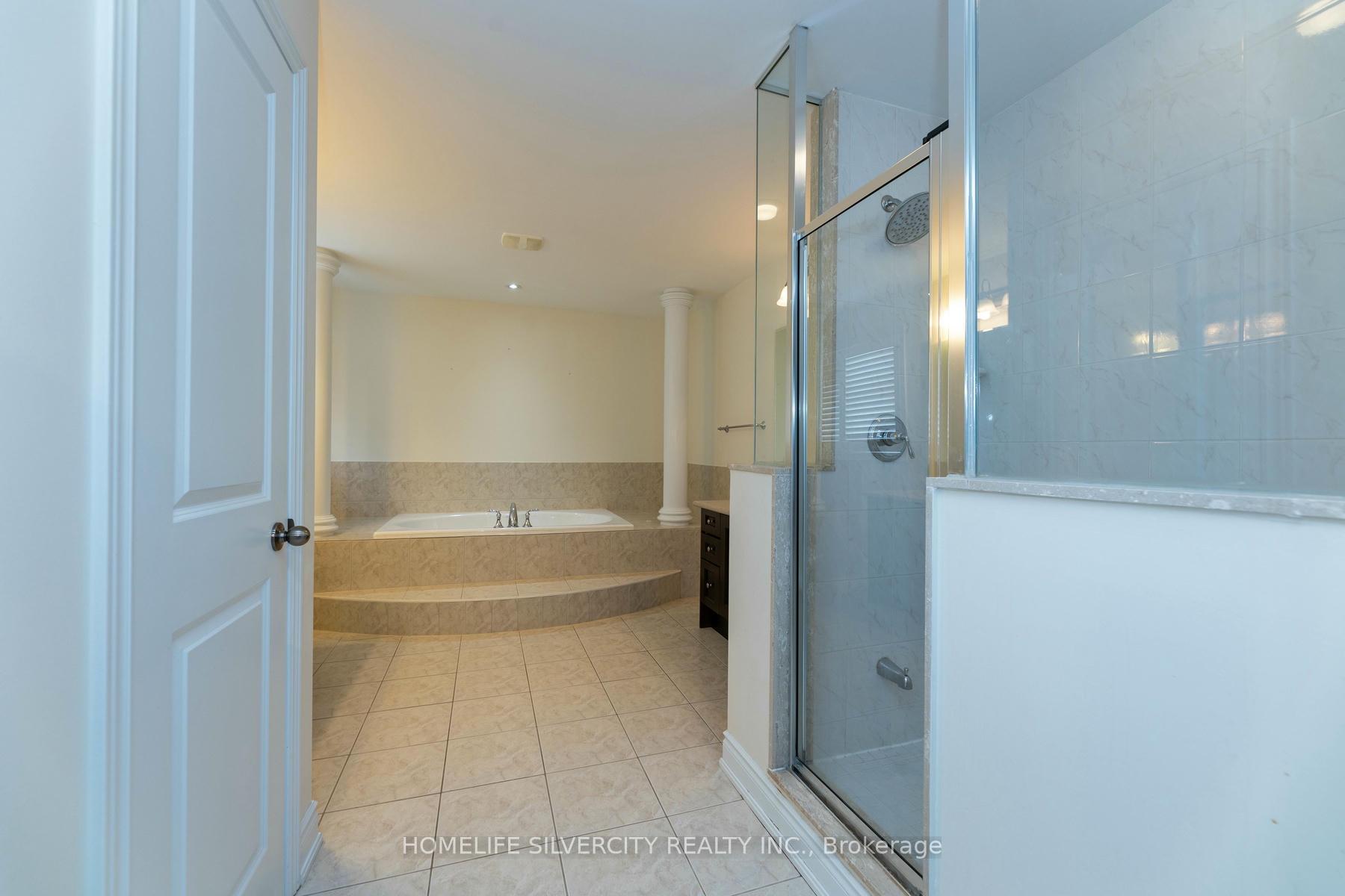 Photo 37 of 46 Eaglesprings Crescent, Brampton, Bram East — HOMEH