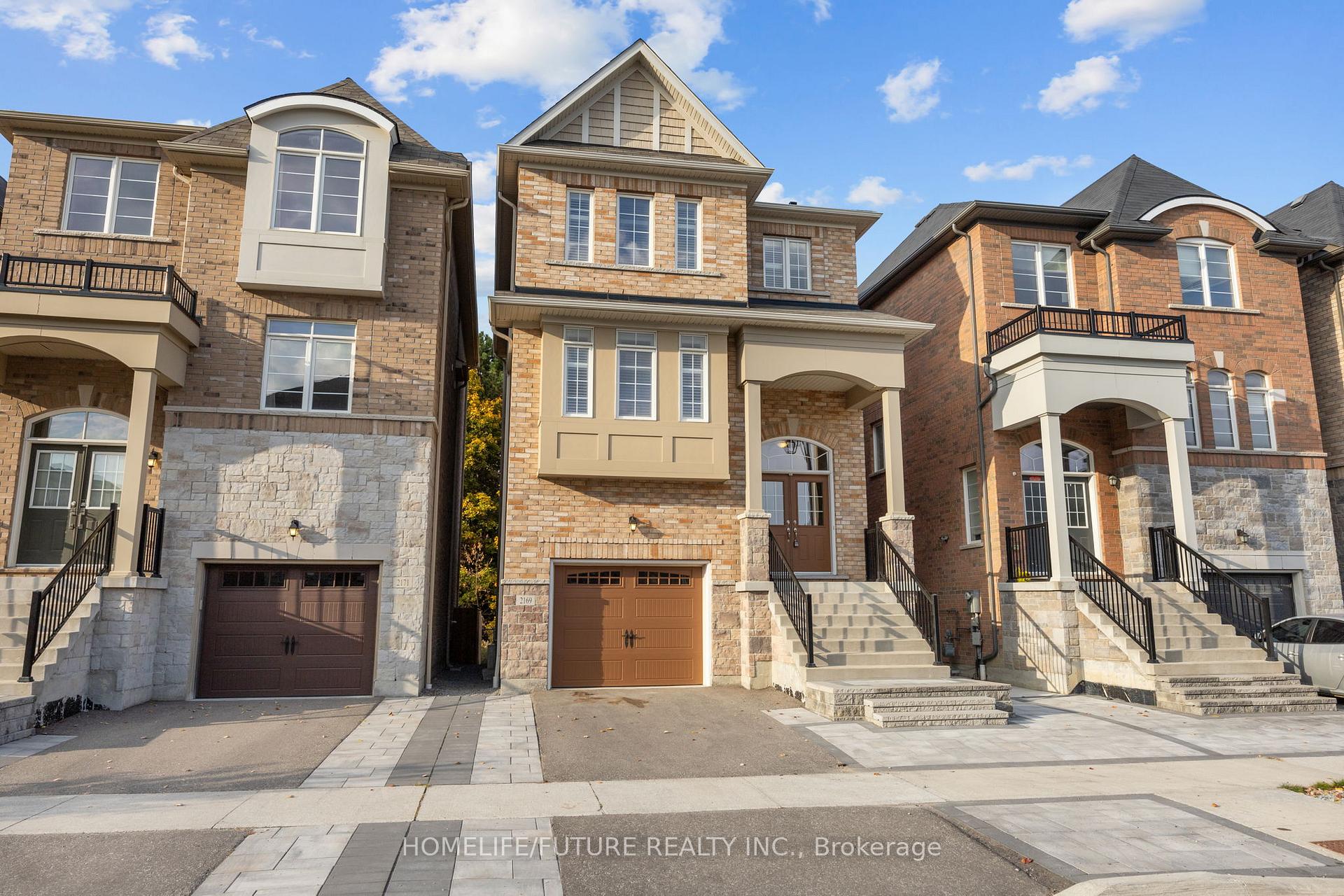 Photo 3 of 2169 Saffron Drive, Pickering, Brock Ridge — HOMEH