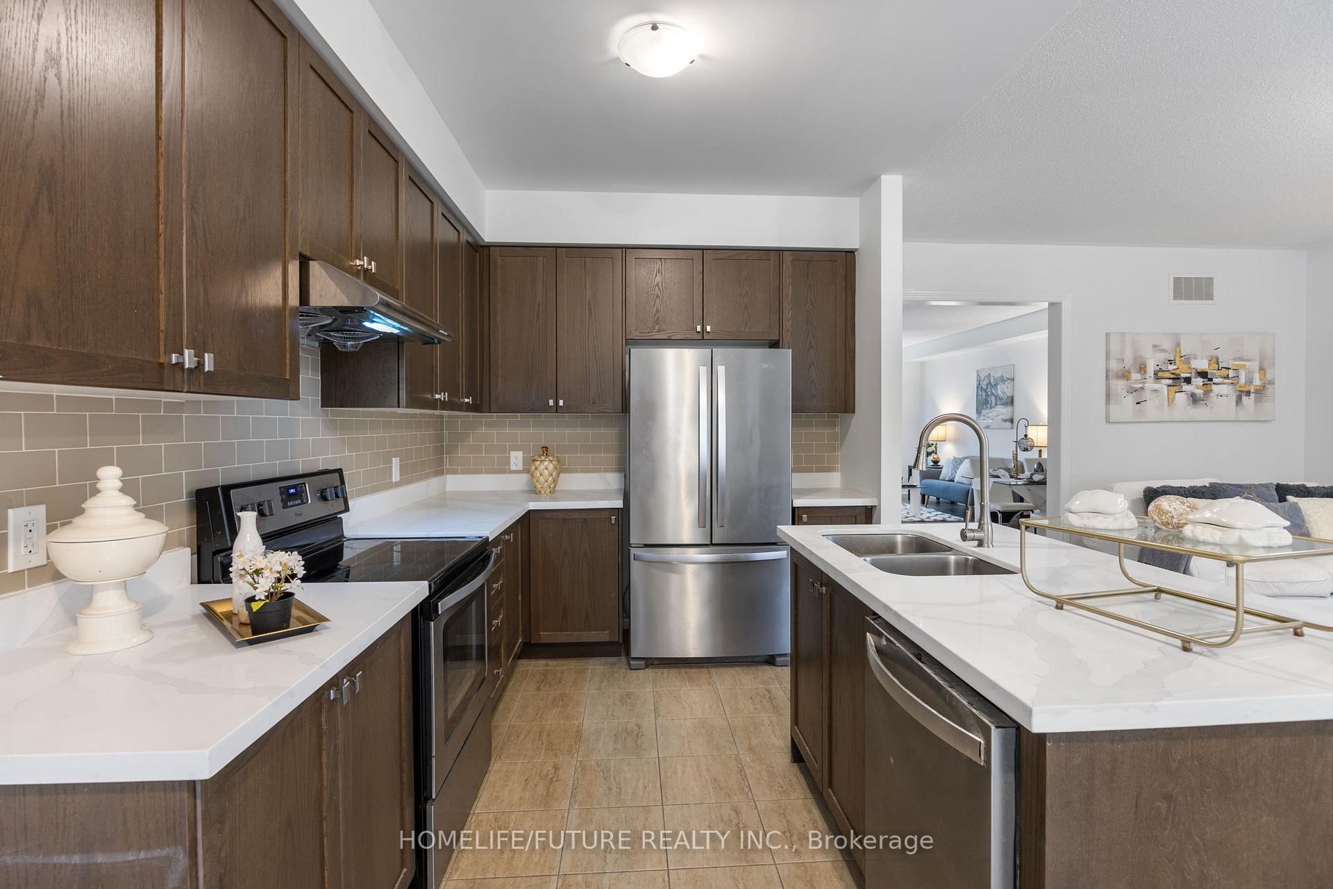 Photo 11 of 2169 Saffron Drive, Pickering, Brock Ridge — HOMEH