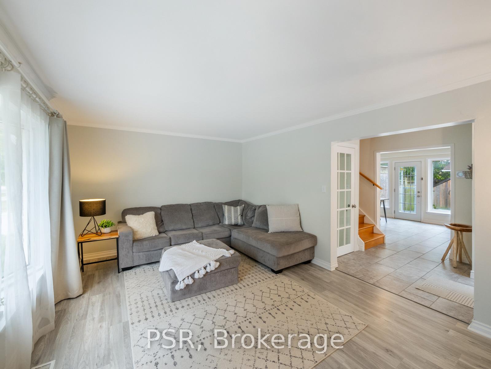Photo 14 of 1158 Venus Crescent, Oshawa, Lakeview — HOMEH