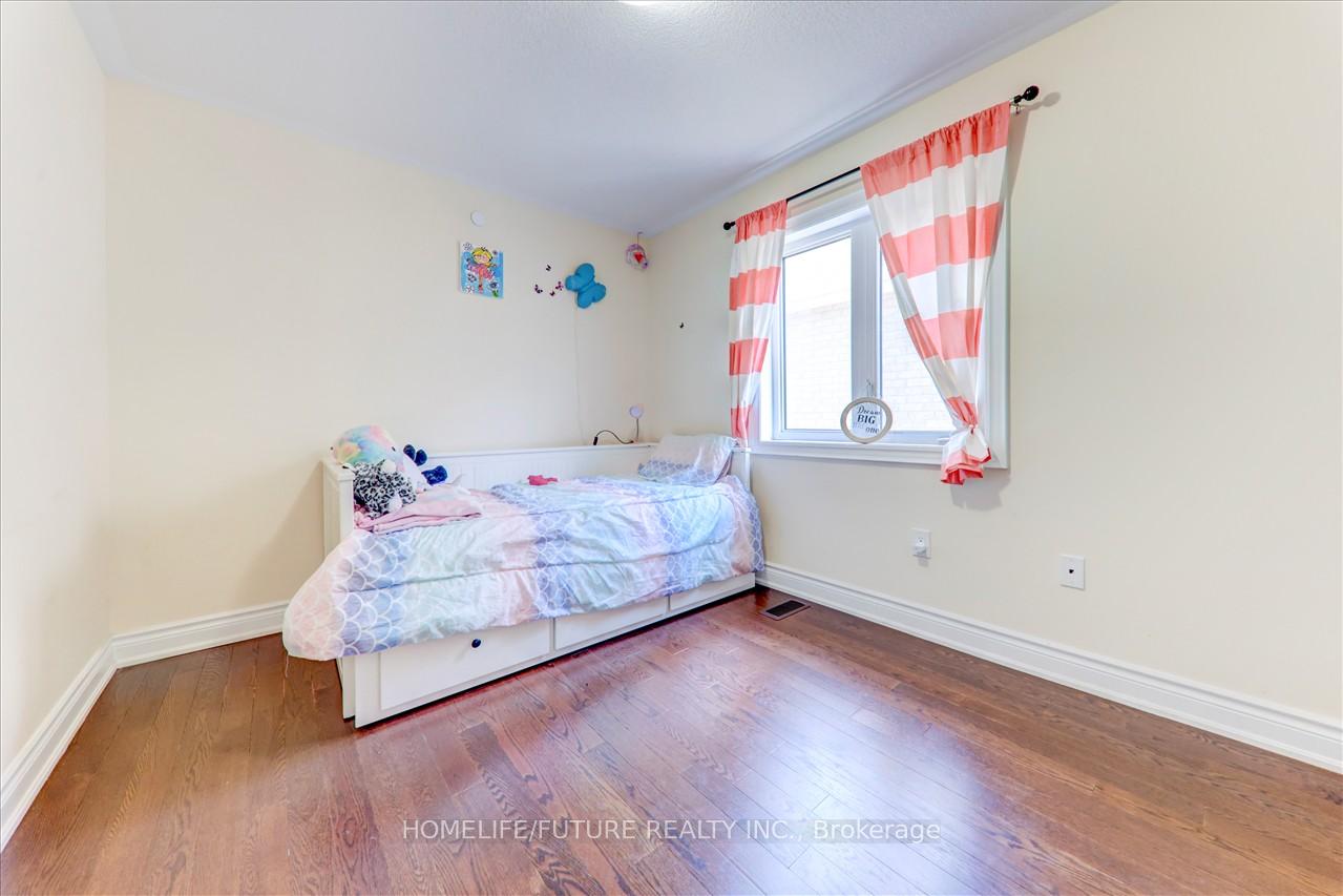 Photo 21 of 25 Ryler Way, Markham, Cedarwood — HOMEH