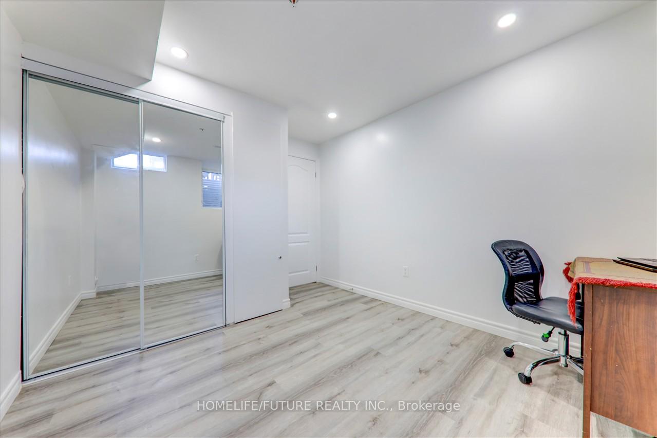 Photo 32 of 25 Ryler Way, Markham, Cedarwood — HOMEH