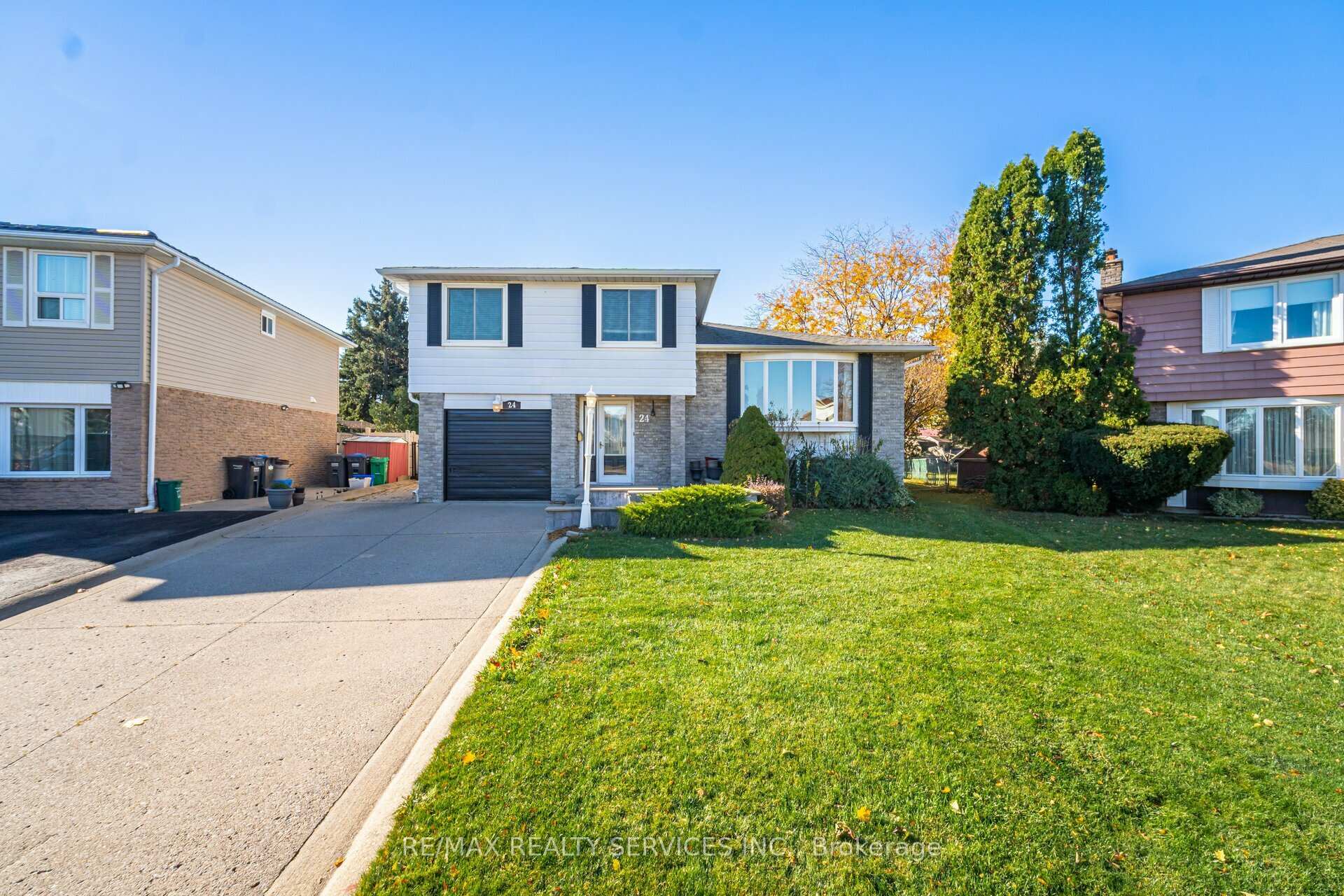 Photo 4 of 24 Grassington Court, Brampton, Northgate — HOMEH