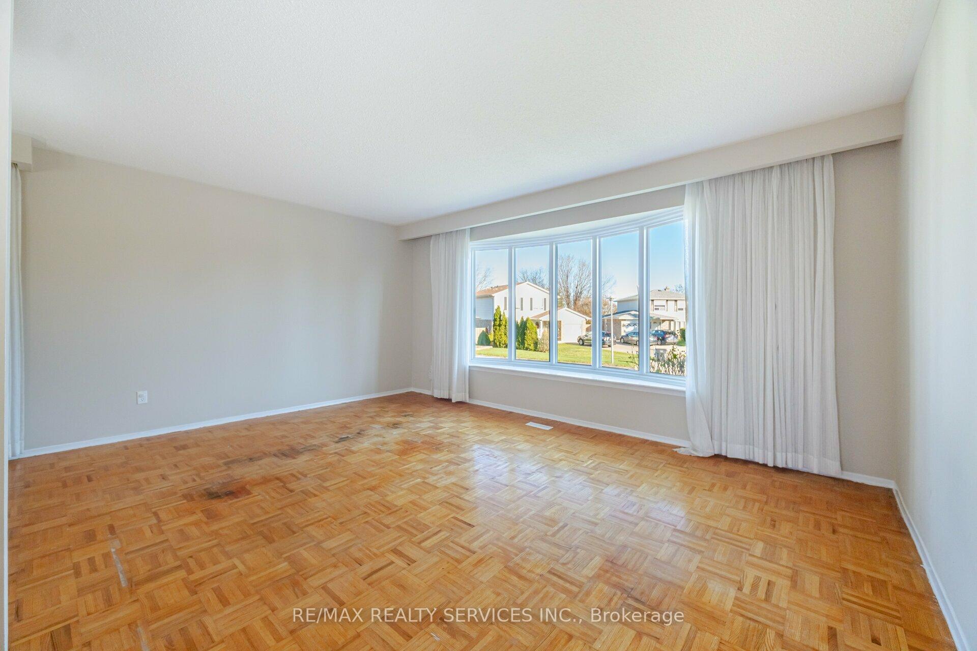 Photo 6 of 24 Grassington Court, Brampton, Northgate — HOMEH