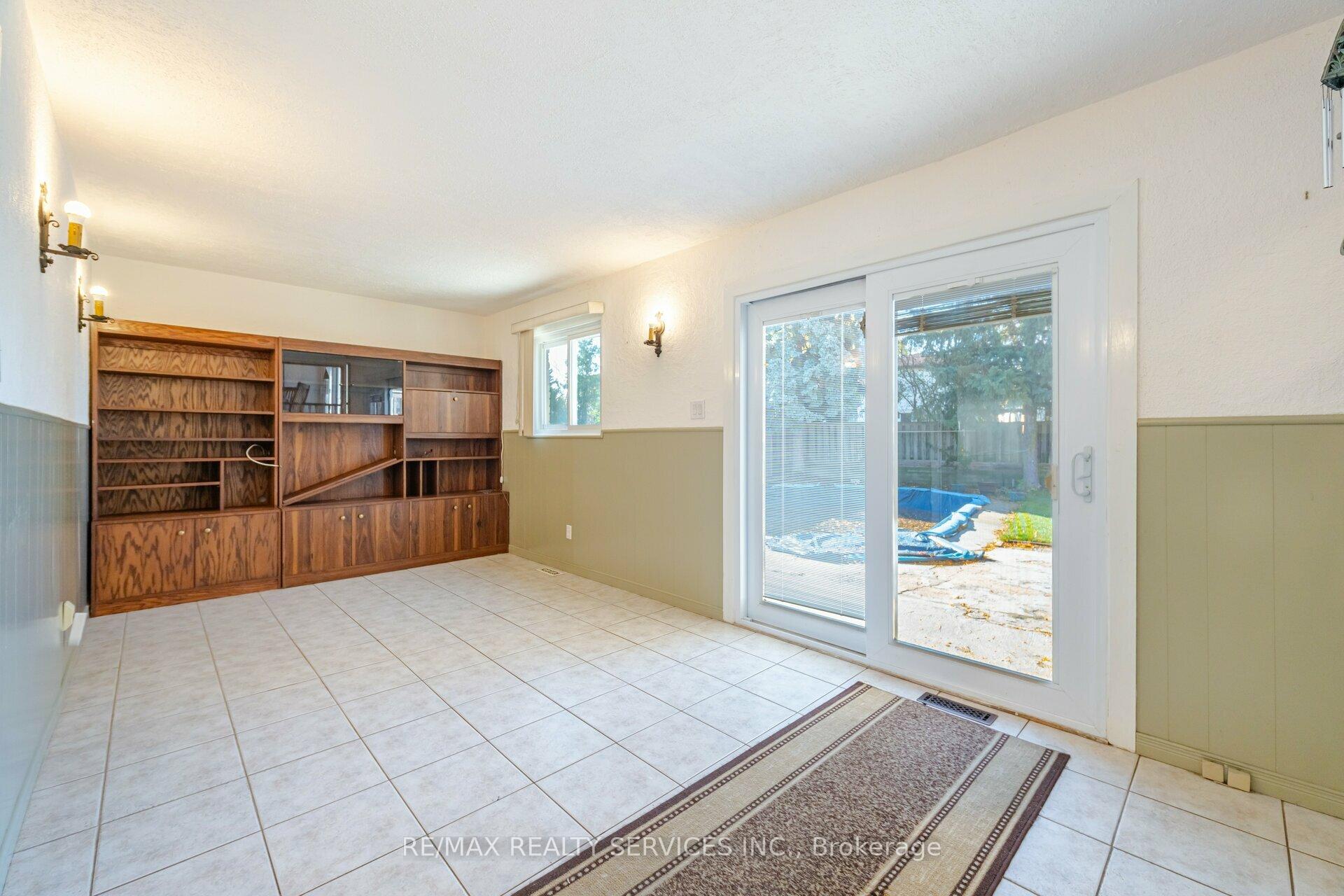 Photo 7 of 24 Grassington Court, Brampton, Northgate — HOMEH