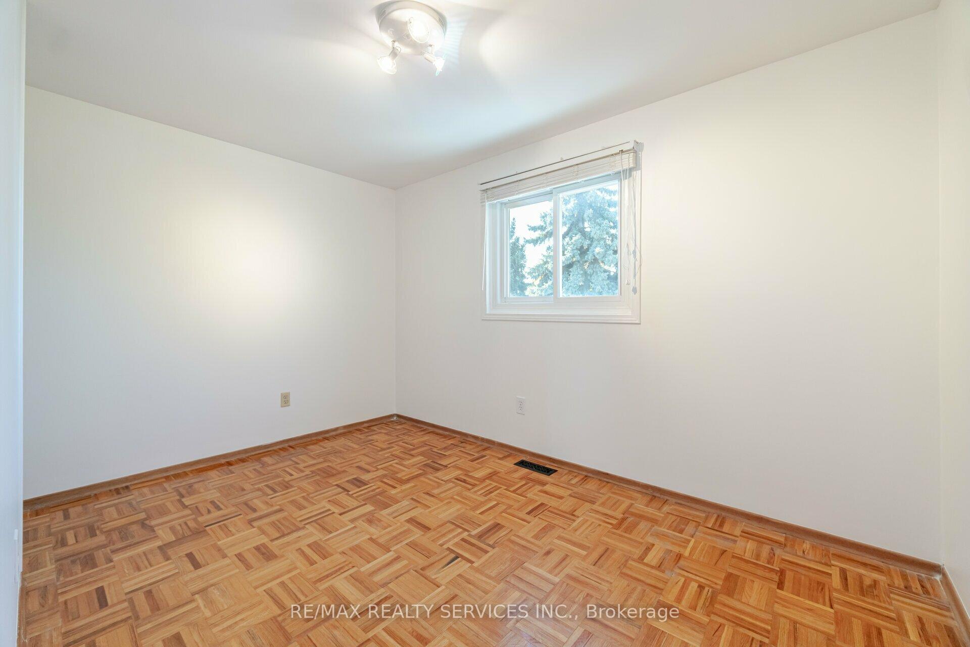 Photo 14 of 24 Grassington Court, Brampton, Northgate — HOMEH